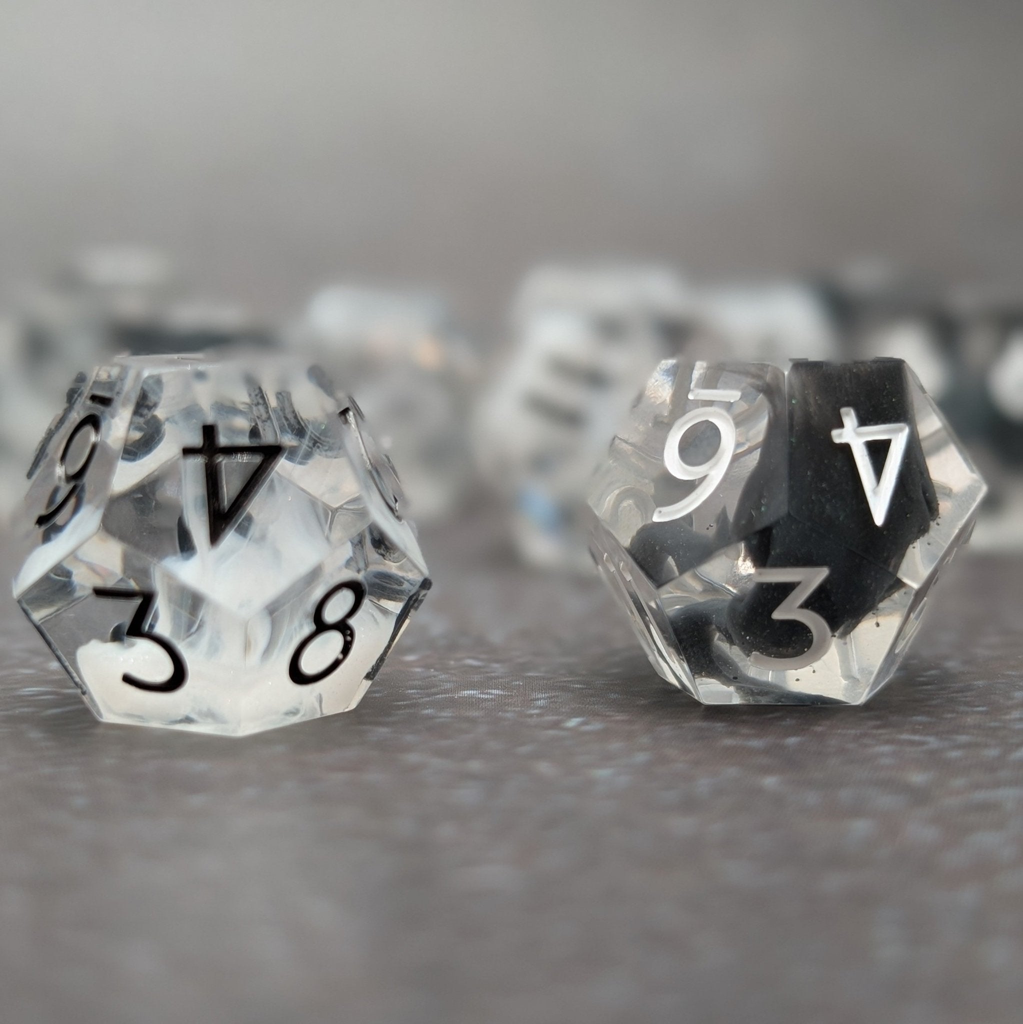 Equilibrium - 2pc Duality Dice for Daggerheart - EBONWOOD