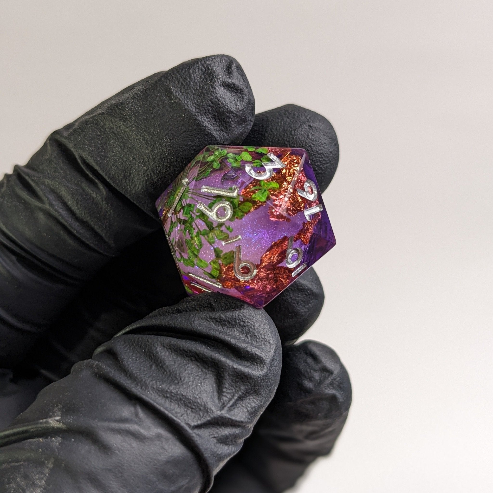 Twilight Trefoil 7-Piece Liquid Core Dice Set