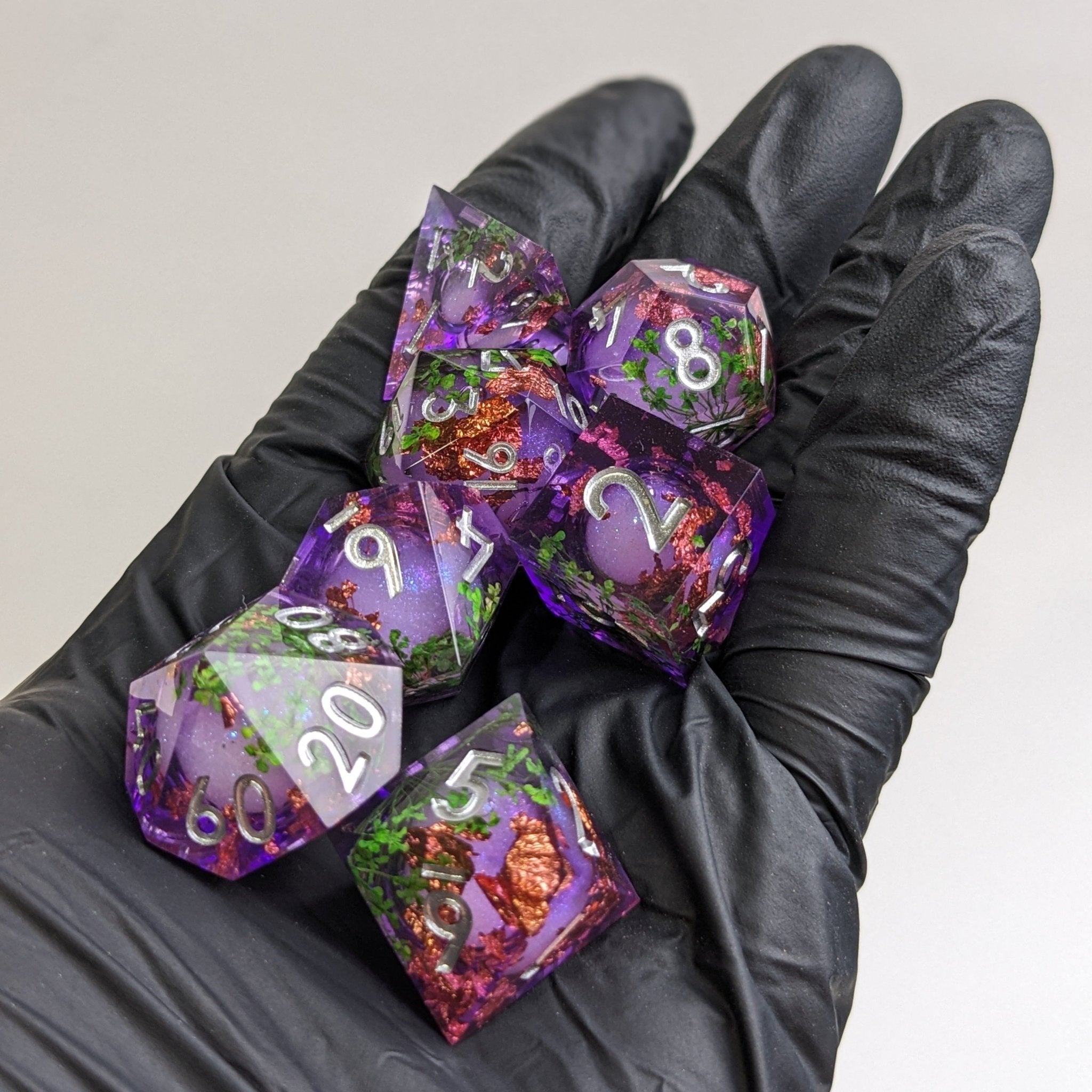 Twilight Trefoil 7-Piece Liquid Core Dice Set