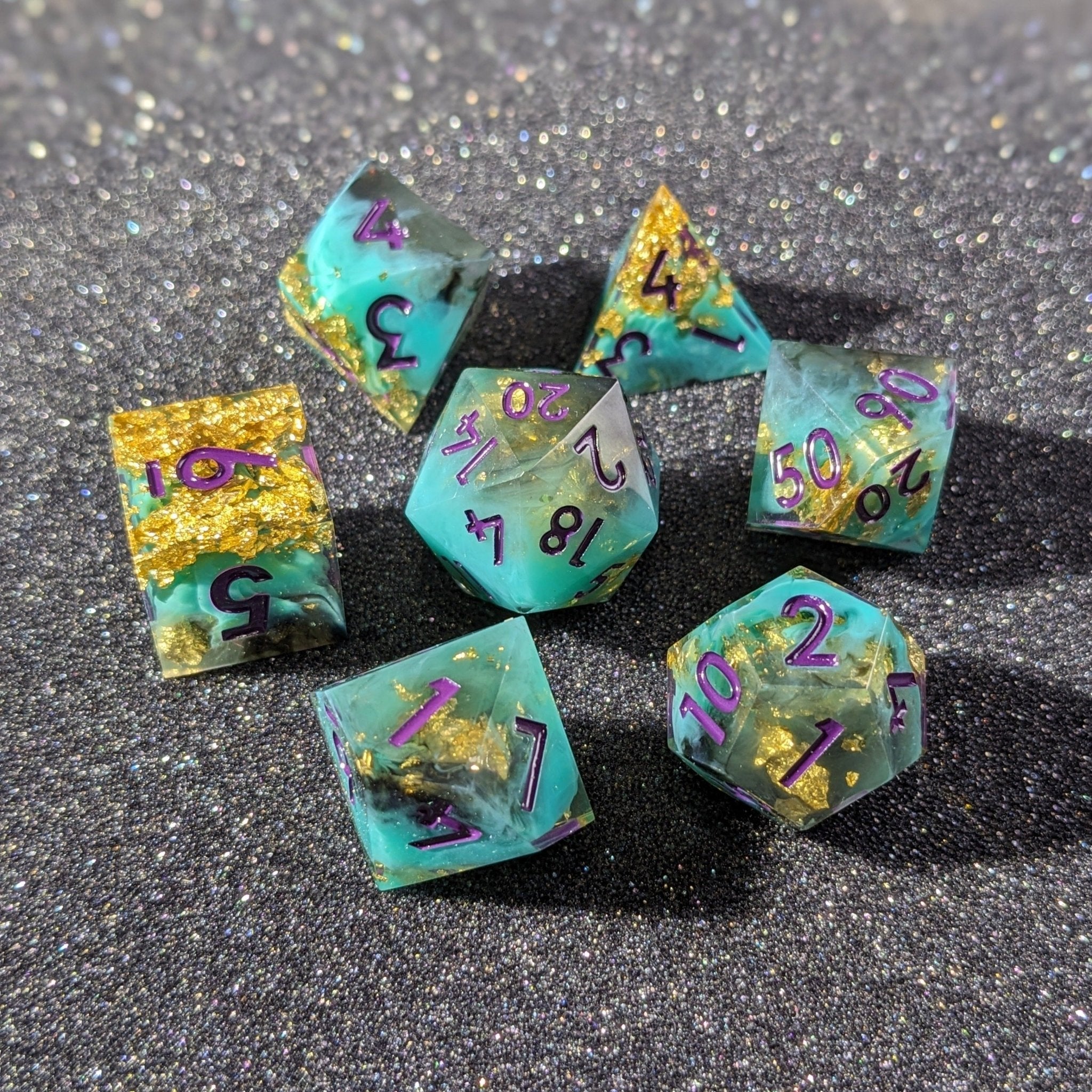Cursed Tealstone - 7 Piece Luxury D&D Dice Set