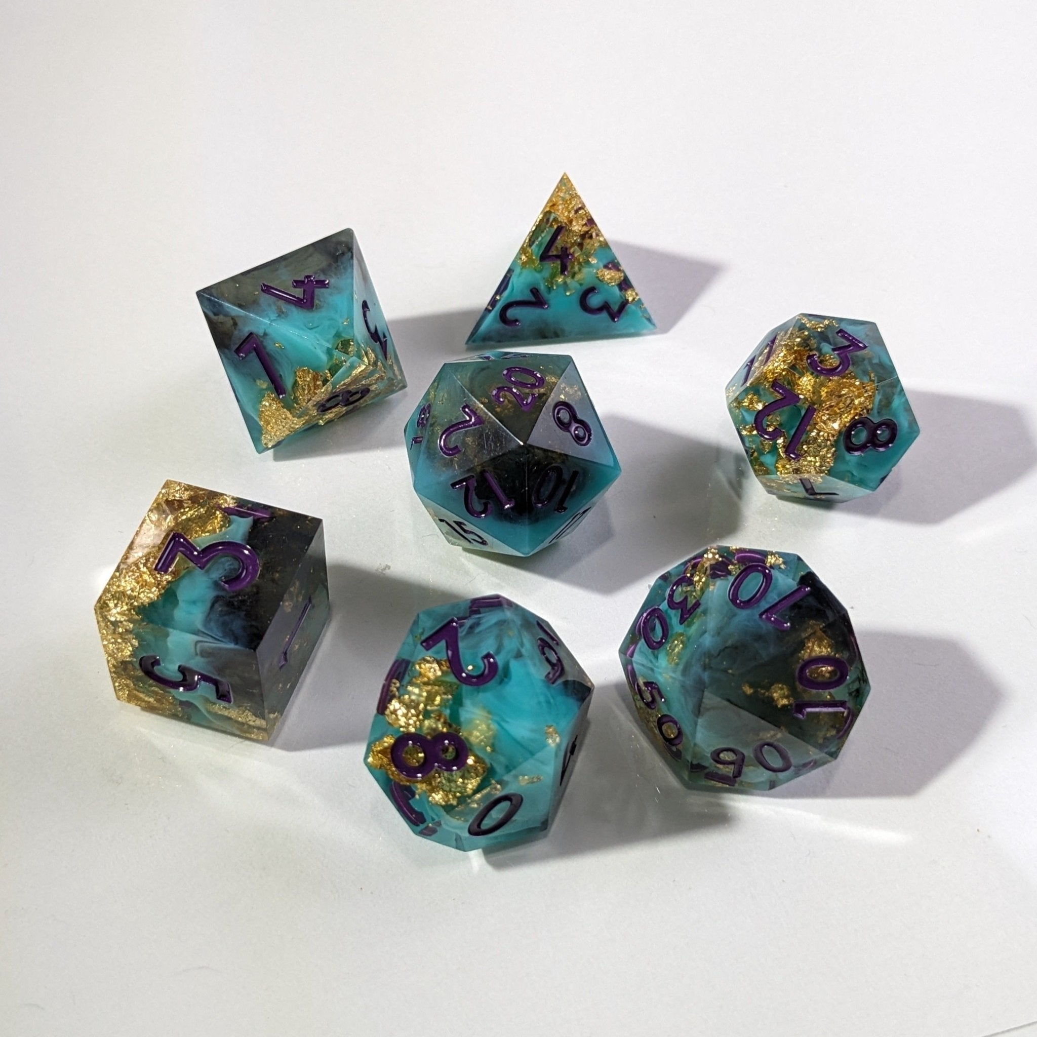 Cursed Tealstone - 7 Piece Luxury D&D Dice Set