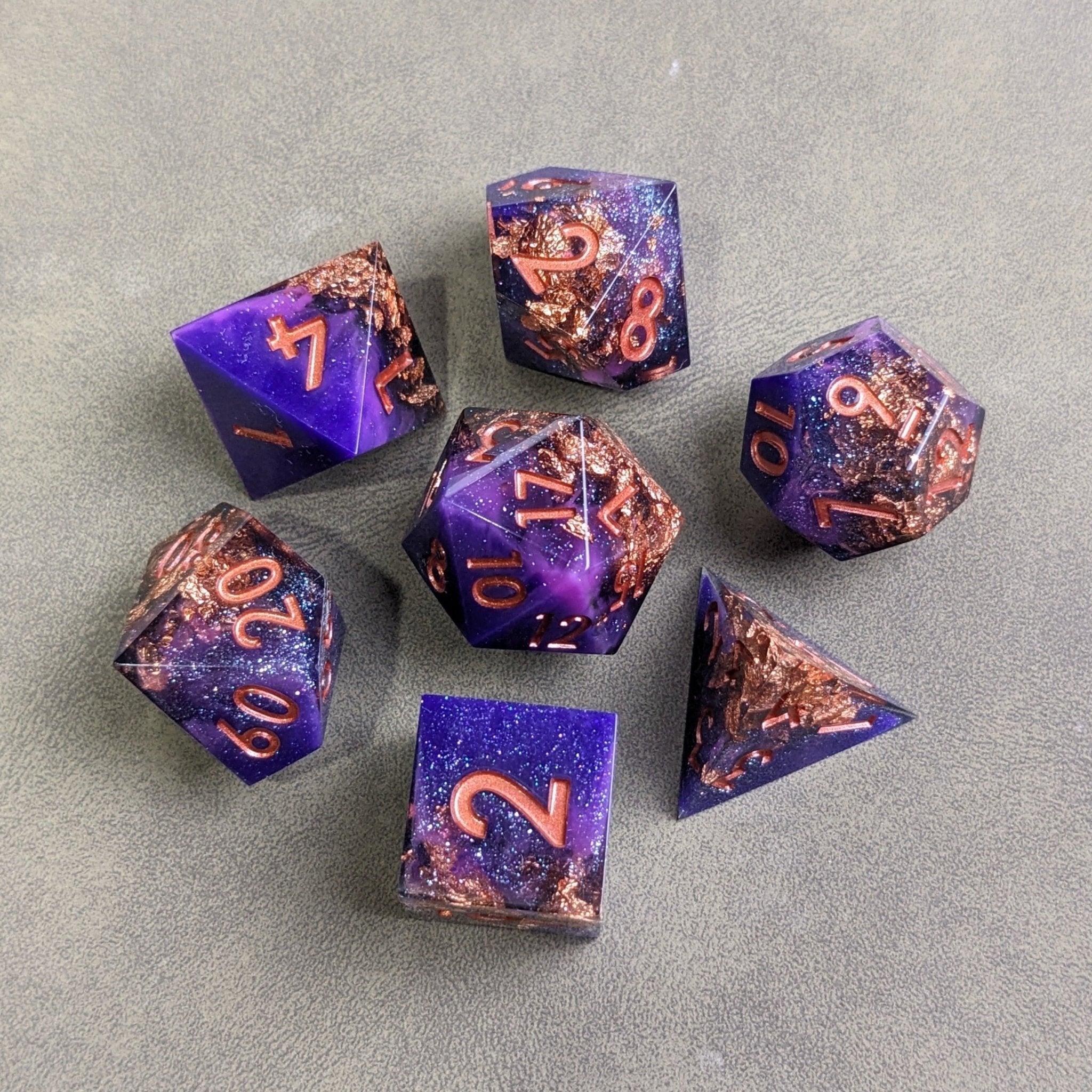 Gilded Regency - 7 Piece Luxury D&D Dice Set