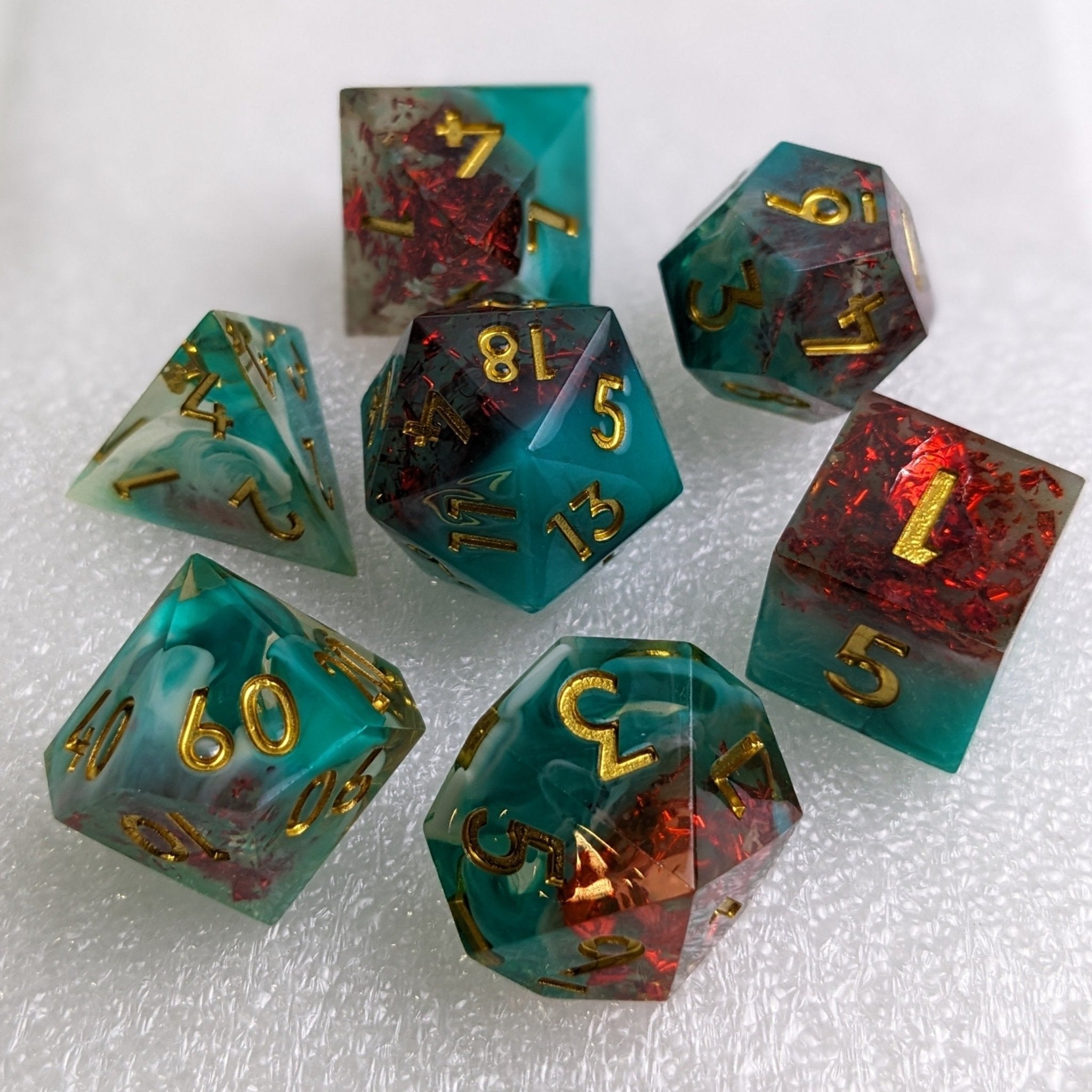 Vampiric Embrace - 7 Piece Luxury D&D Dice Set