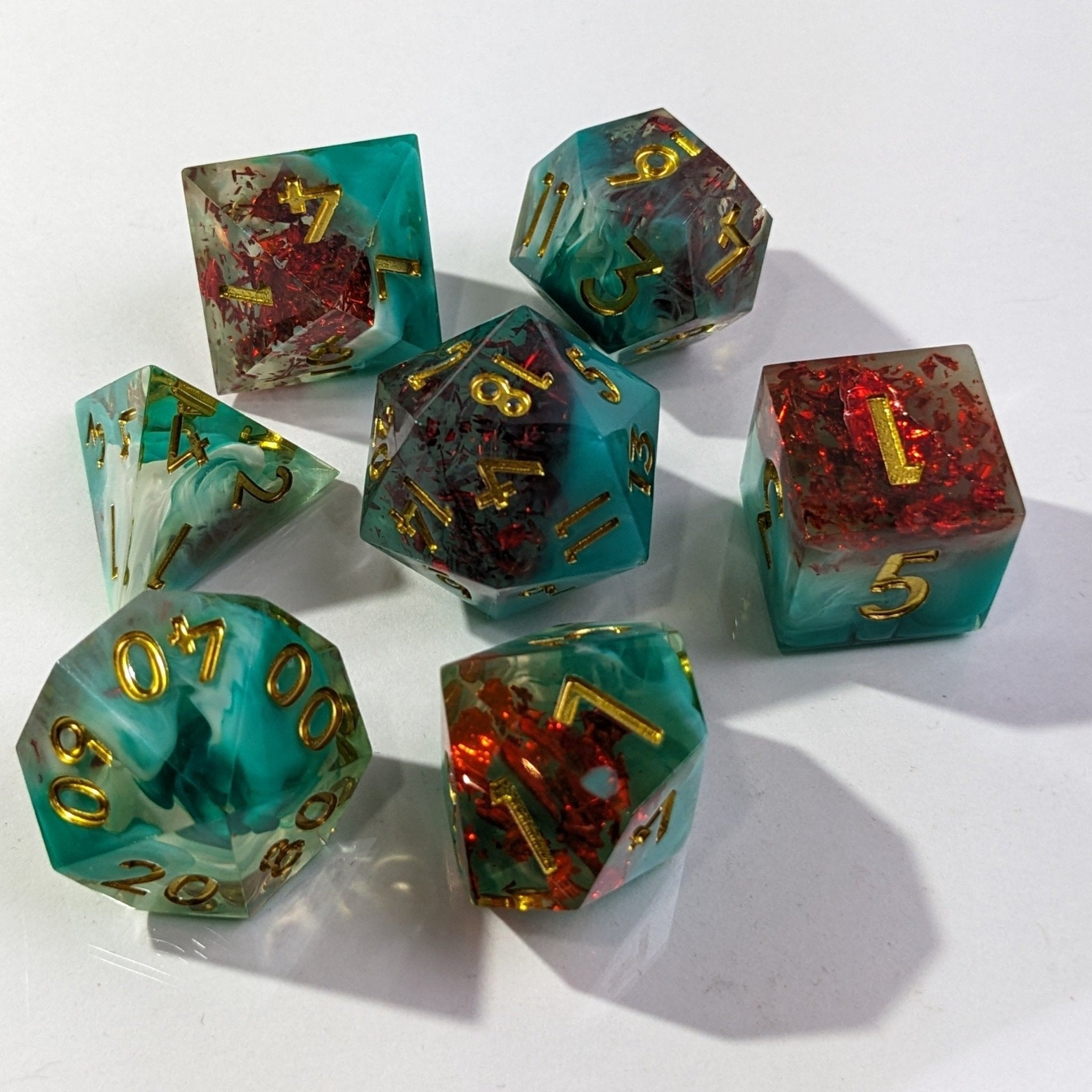 Vampiric Embrace - 7 Piece Luxury D&D Dice Set