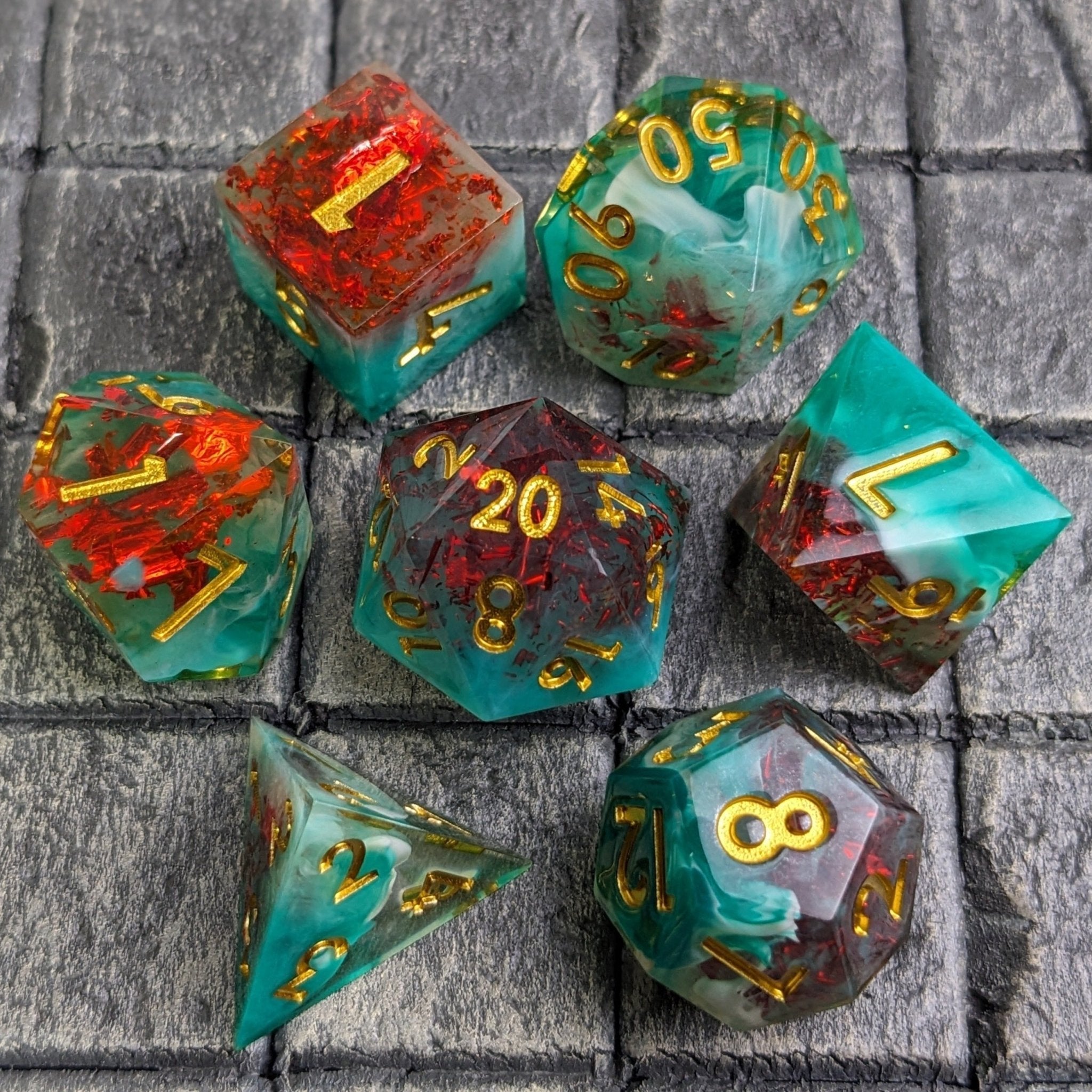 Vampiric Embrace - 7 Piece Luxury D&D Dice Set