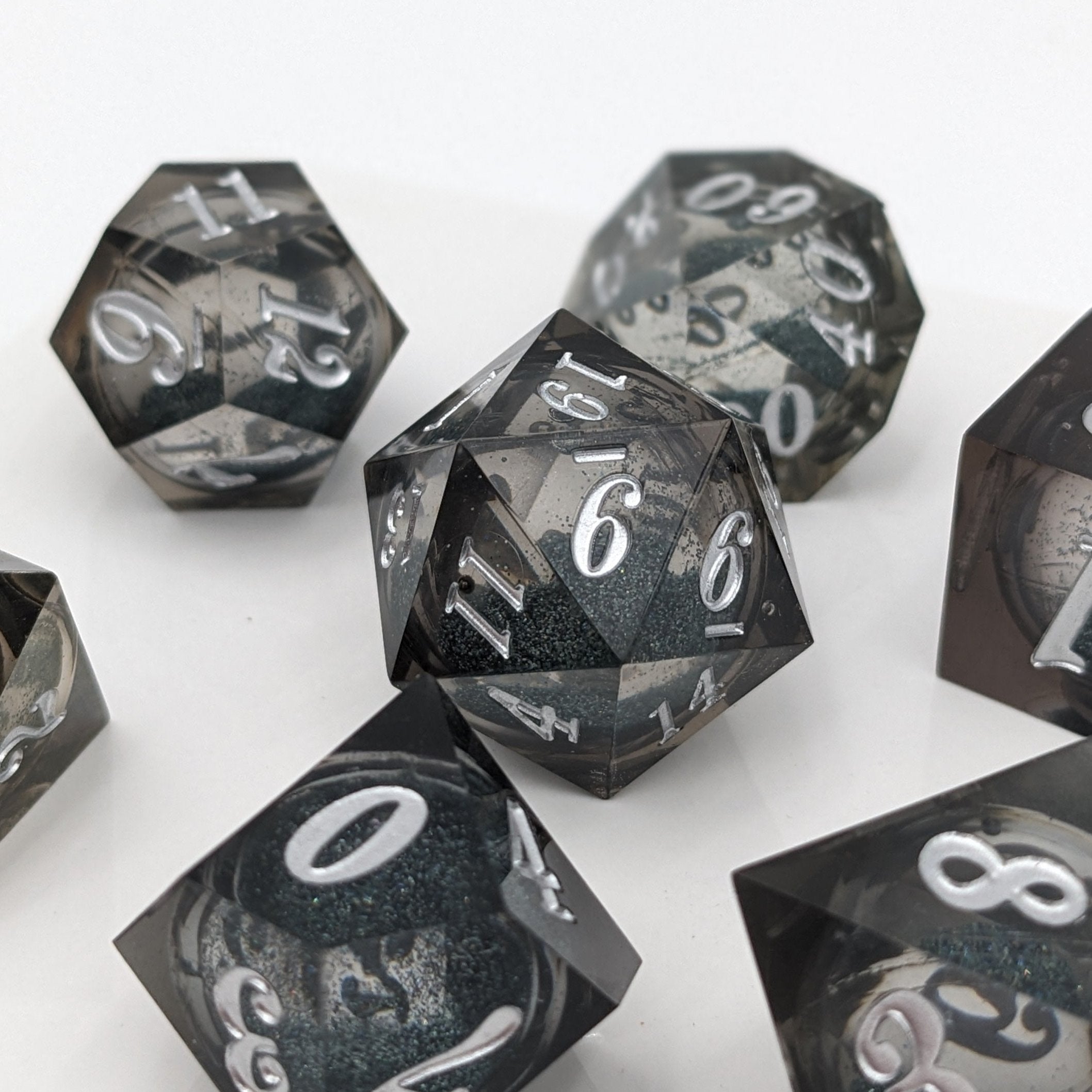 Silver Veil 7-Piece Liquid Core Dice Set