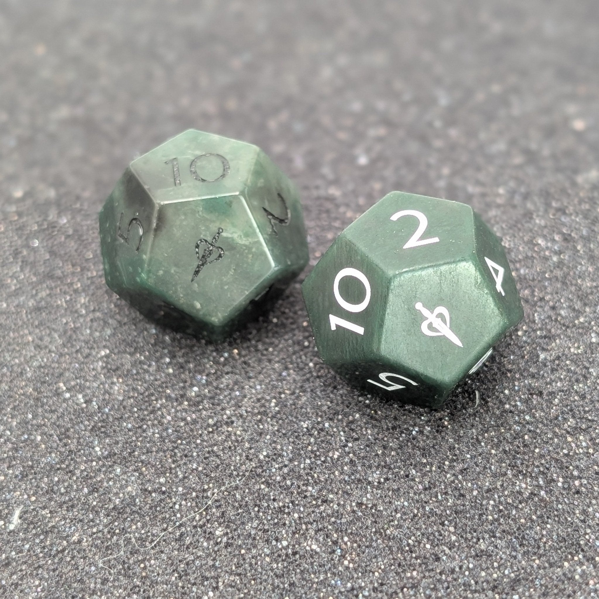 African Jade - 2pc Gemstone Duality Dice for Daggerheart - EBONWOOD