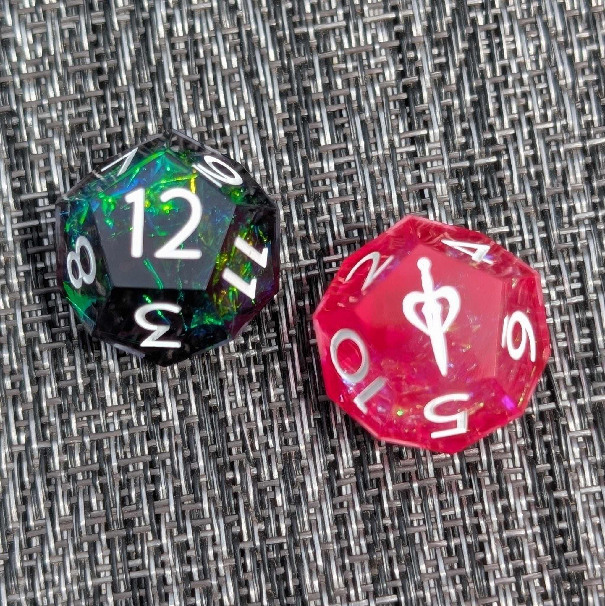 Afterglow - 2pc Duality Dice for Daggerheart - EBONWOOD