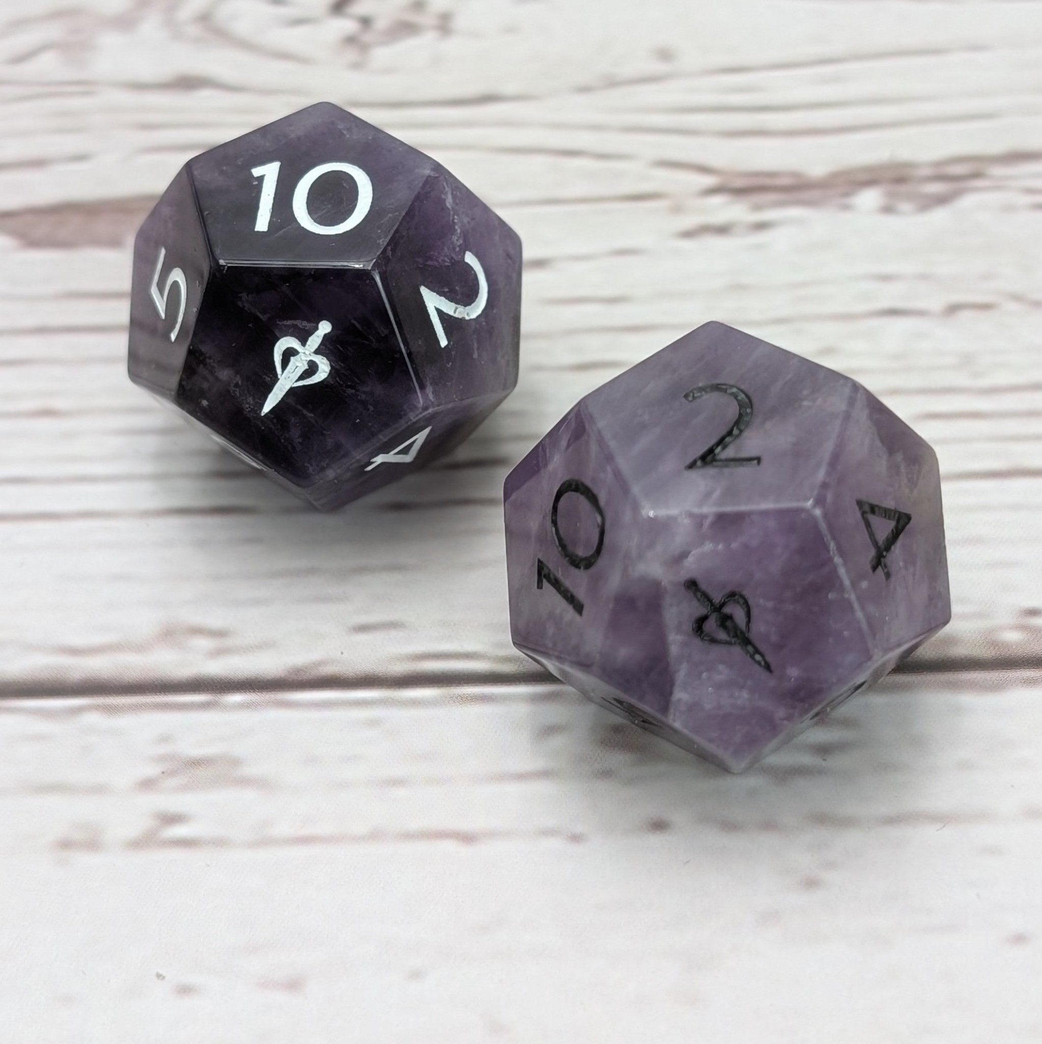 Amethyst - 2pc Gemstone Duality Dice for Daggerheart - EBONWOOD