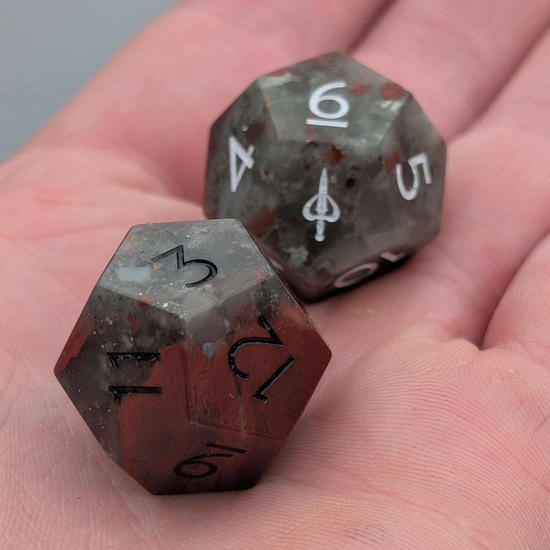 Blood Stone - 2pc Gemstone Duality Dice for Daggerheart - EBONWOOD