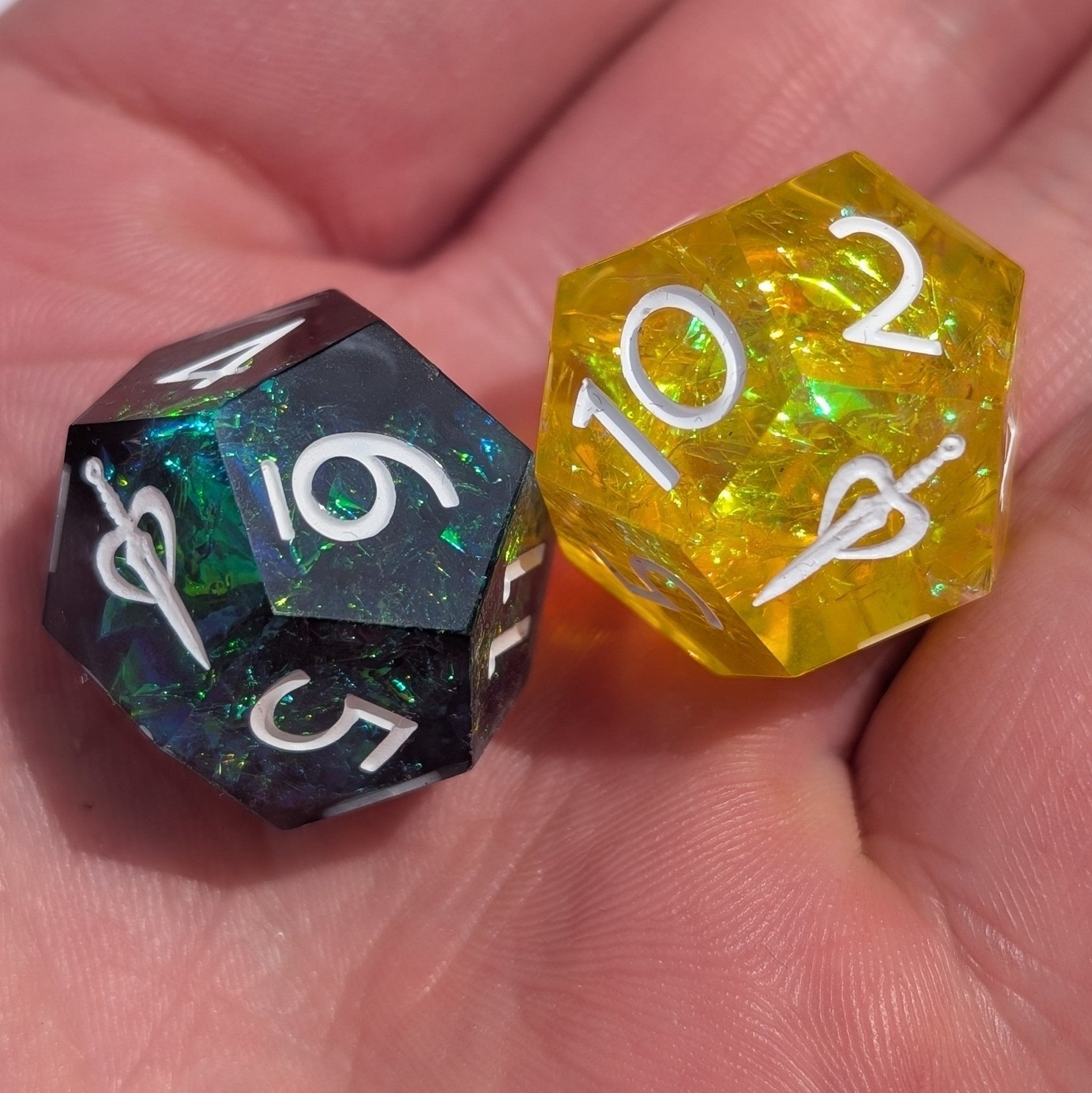 Brightbane - 2pc Duality Dice for Daggerheart - EBONWOOD