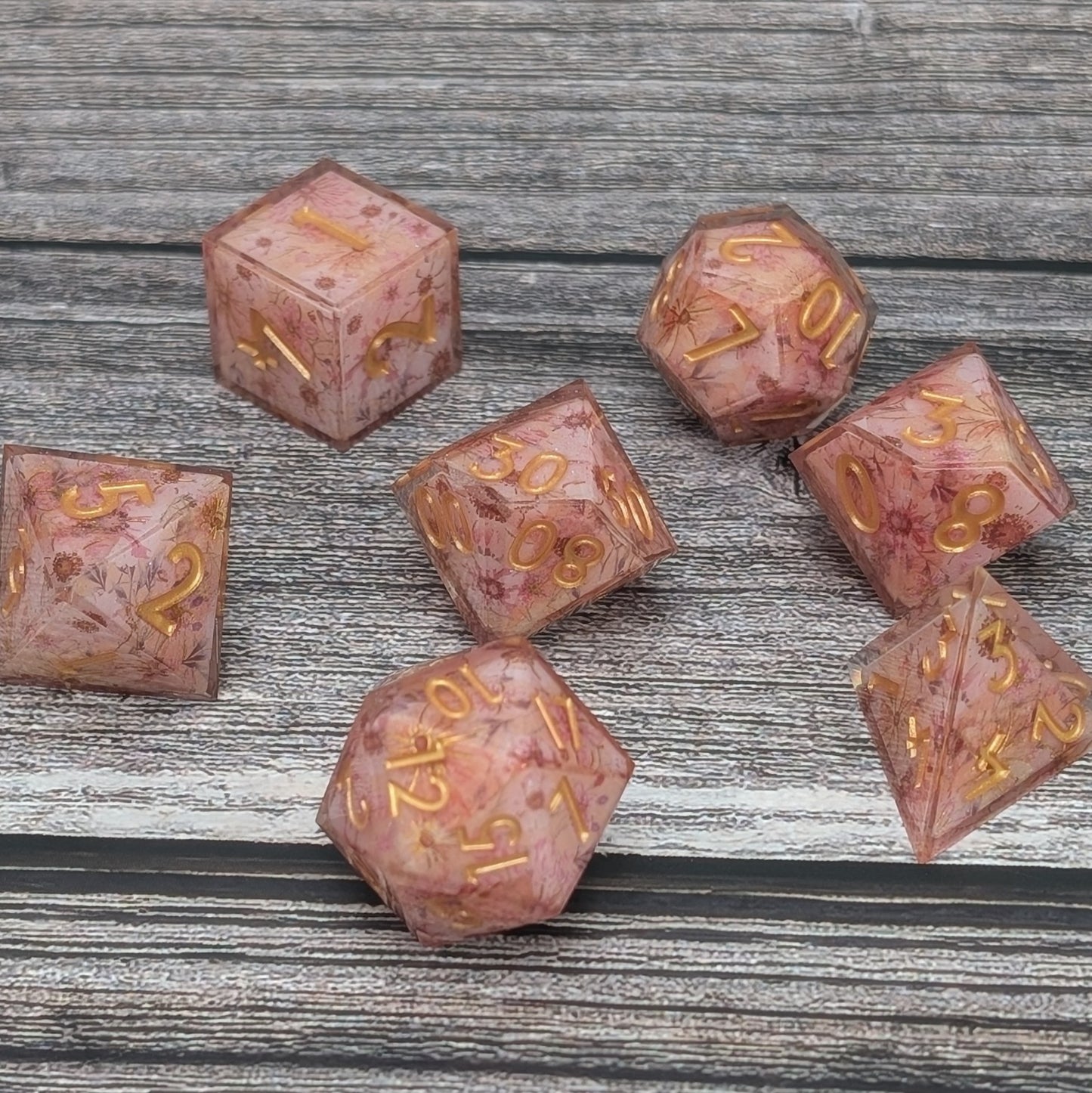Daydream Petals - 7 Piece Luxury D&D Dice Set