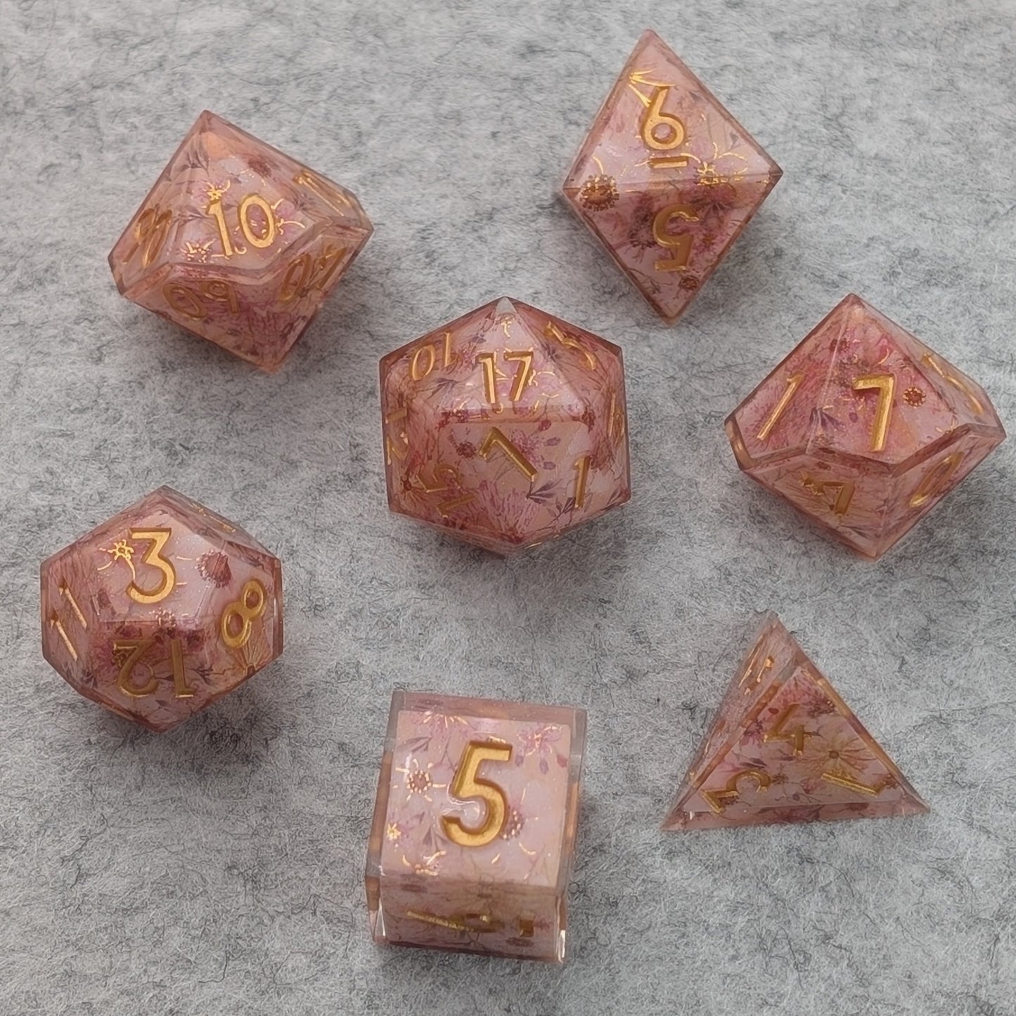 Daydream Petals - 7 Piece Luxury D&D Dice Set