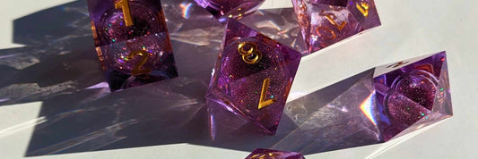 What Makes Sharp Edge Resin Dice a Must-Have for Tabletop Gamers?