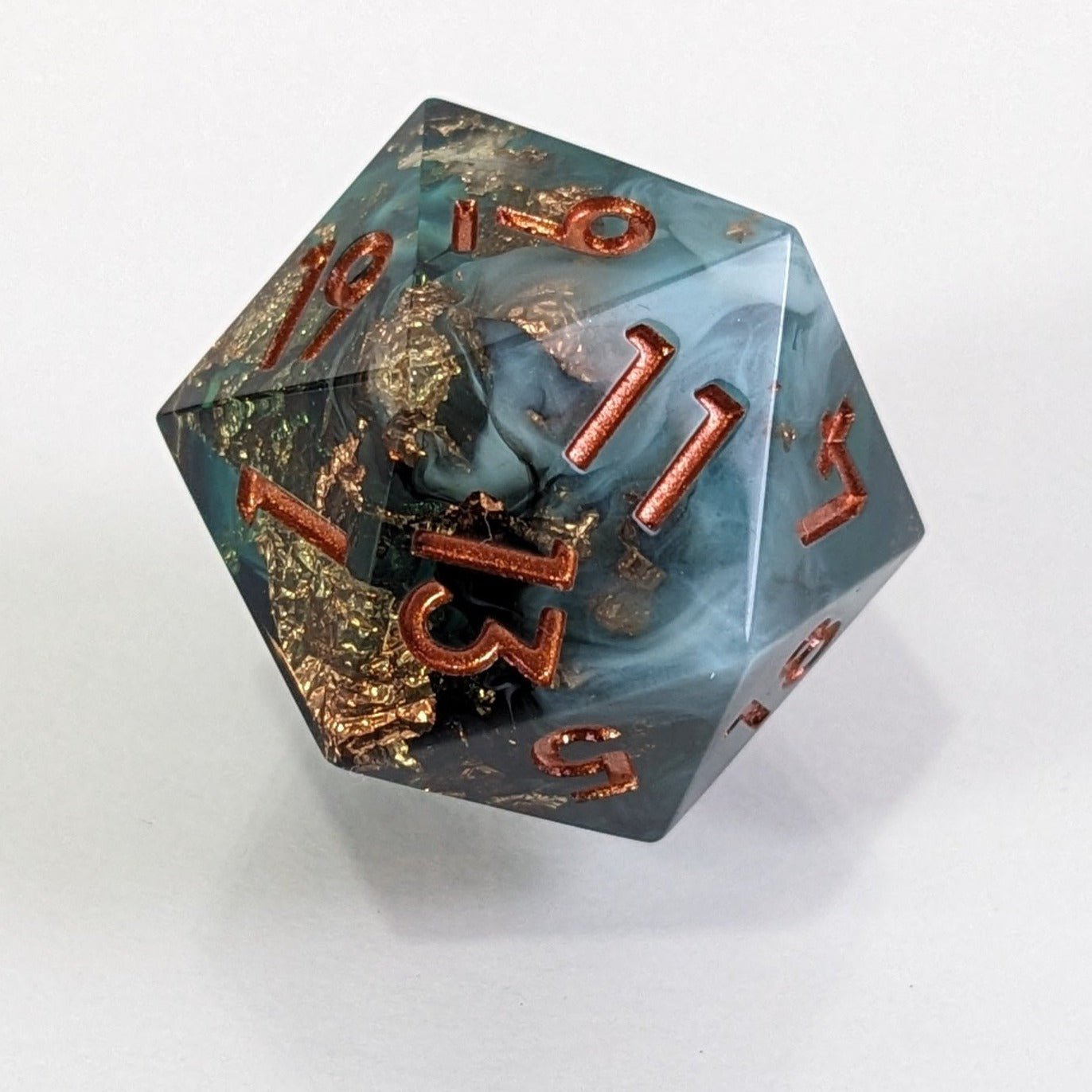 Dungeons & Dragons D20 Close Up