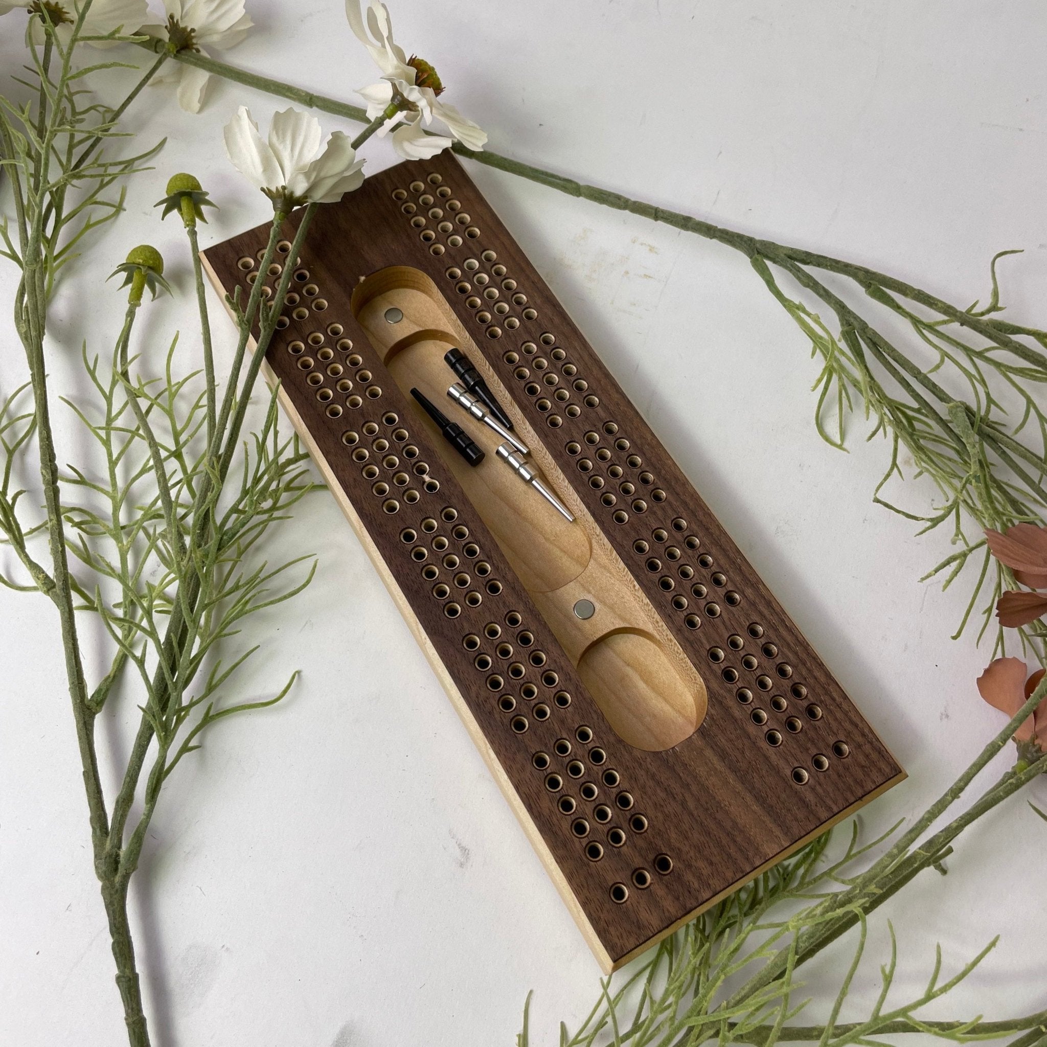 Premium Cribbage Board - Wooden Veneer Travel Board