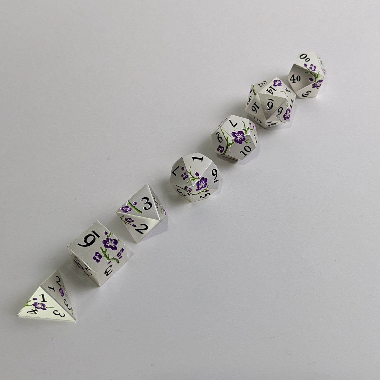 Moonlit Orchid - 7 Piece Luxury Metal D&D Dice Set