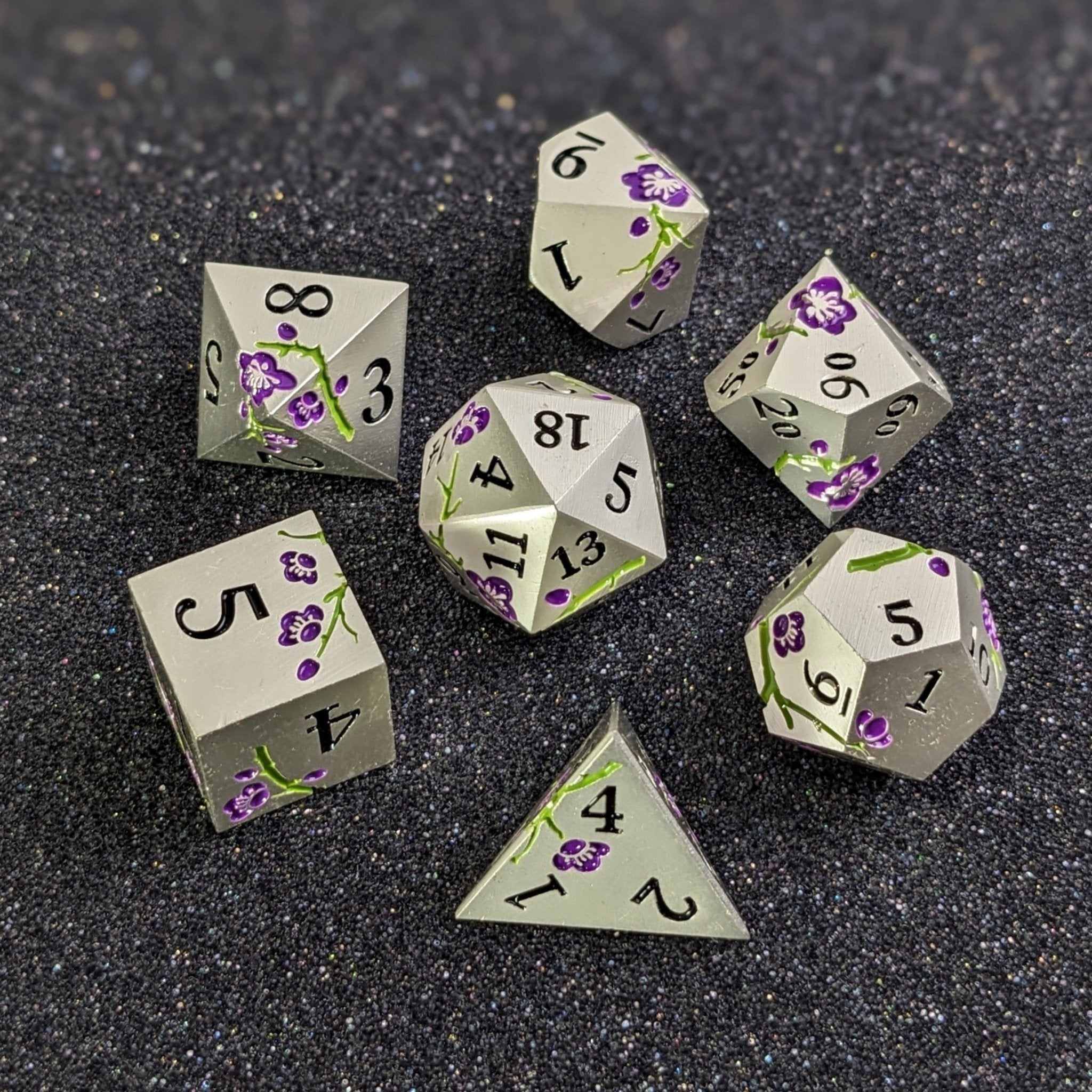 Moonlit Orchid - 7 Piece Luxury Metal D&D Dice Set
