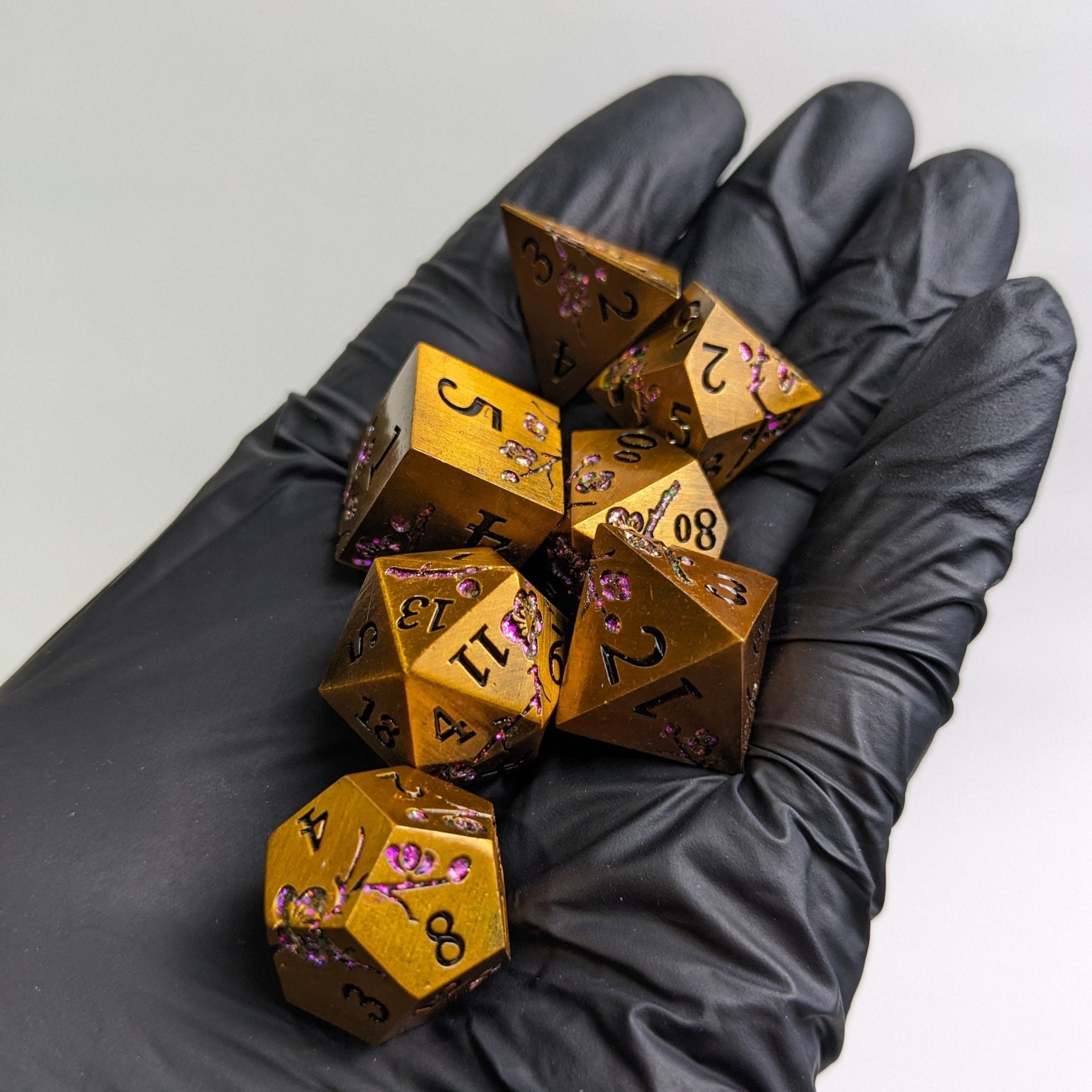 Luxe Lotus - 7 Piece Luxury Metal D&D Dice Set