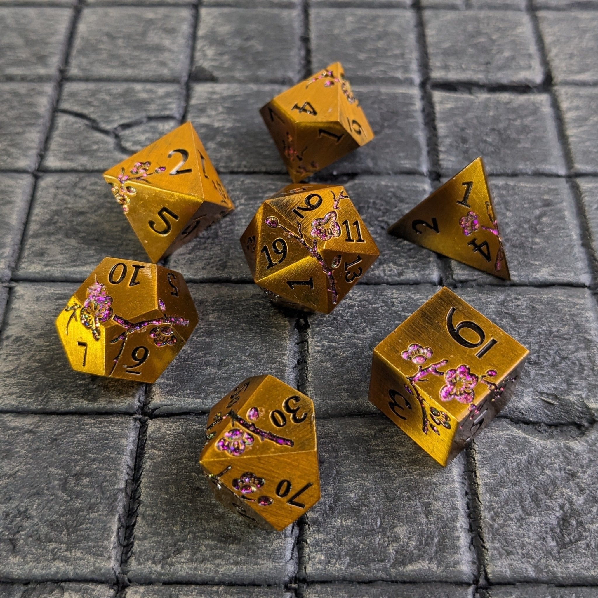 Luxe Lotus - 7 Piece Luxury Metal D&D Dice Set