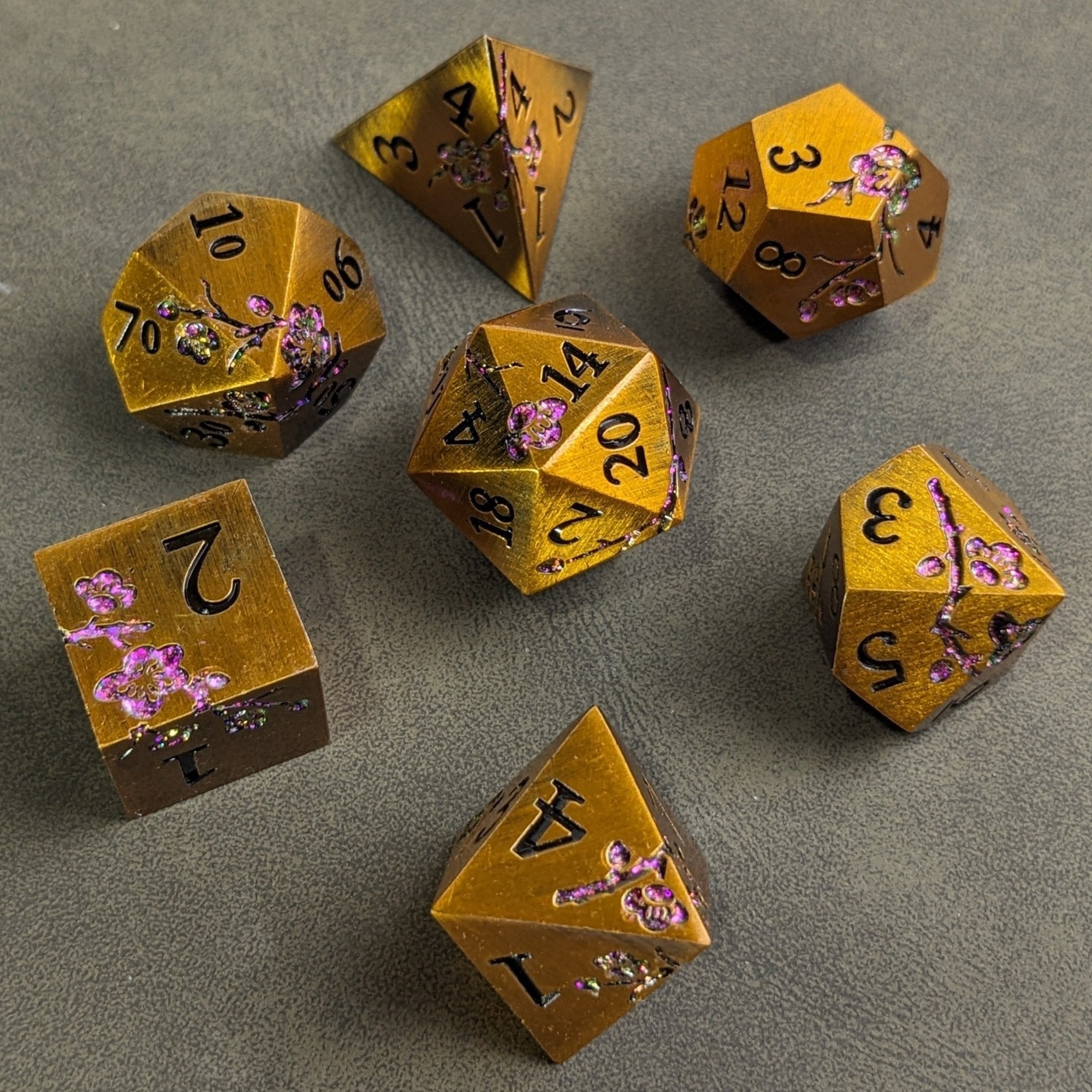 Luxe Lotus - 7 Piece Luxury Metal D&D Dice Set