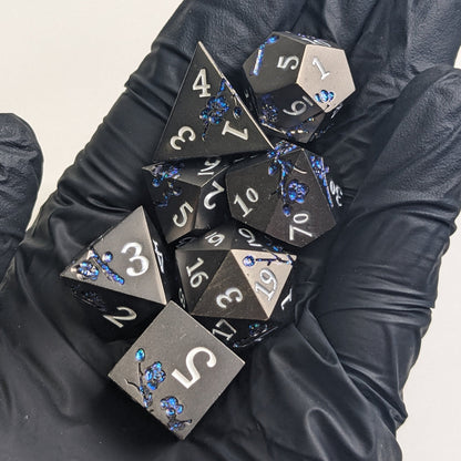 Midnight Lotus - 7 Piece Luxury Metal D&D Dice Set