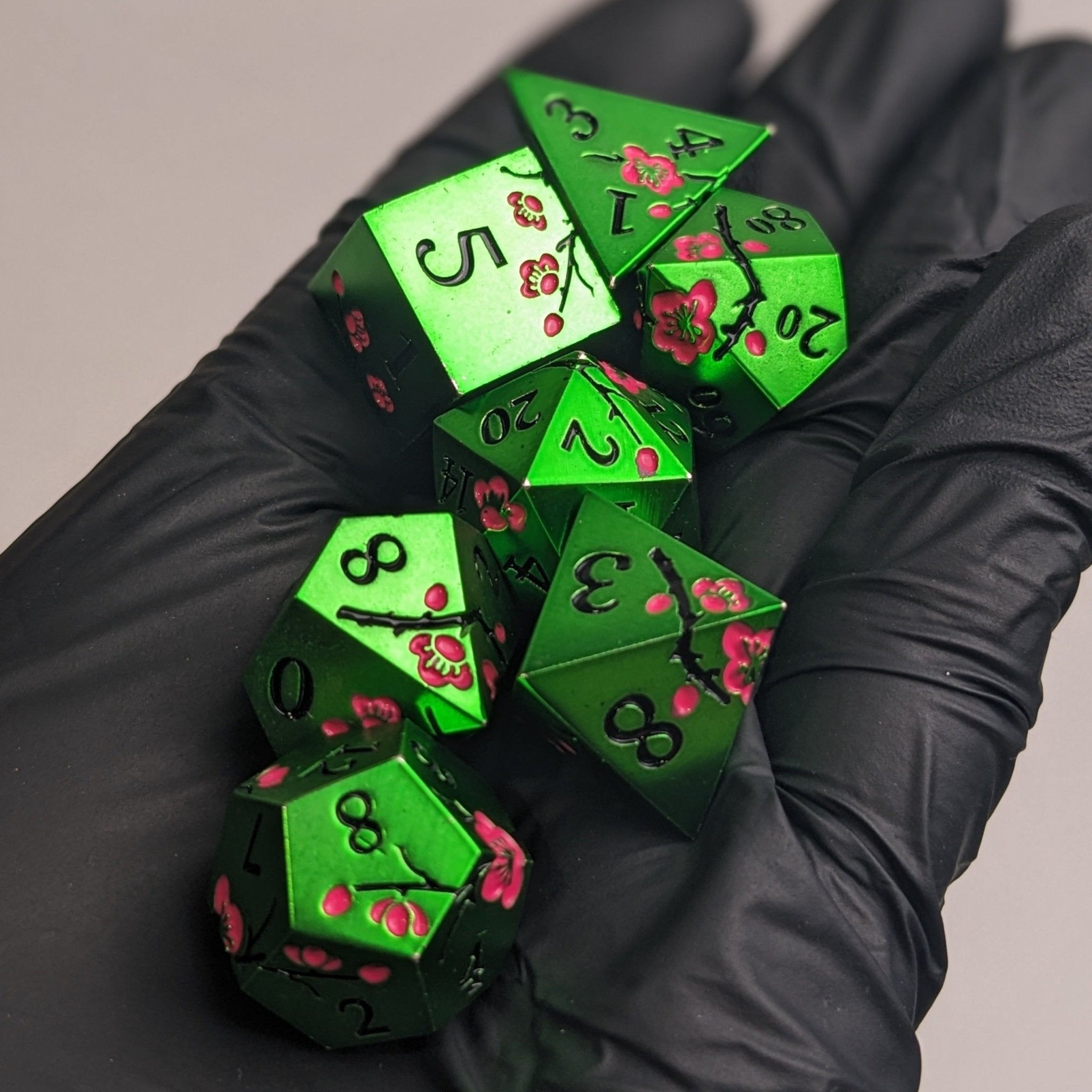 Elven Fernsteel - 7 Piece Luxury Metal D&D Dice Set
