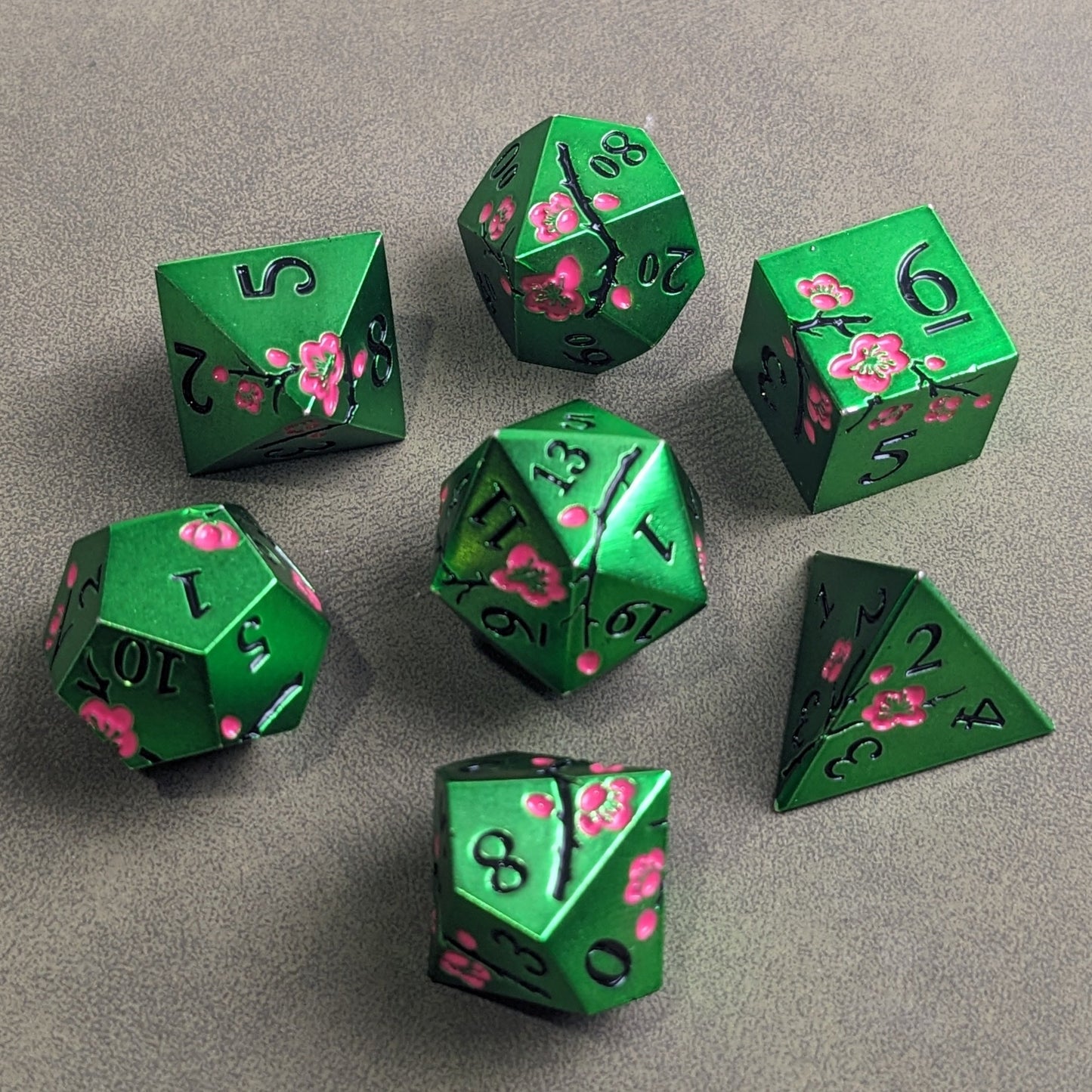 Elven Fernsteel - 7 Piece Luxury Metal D&D Dice Set