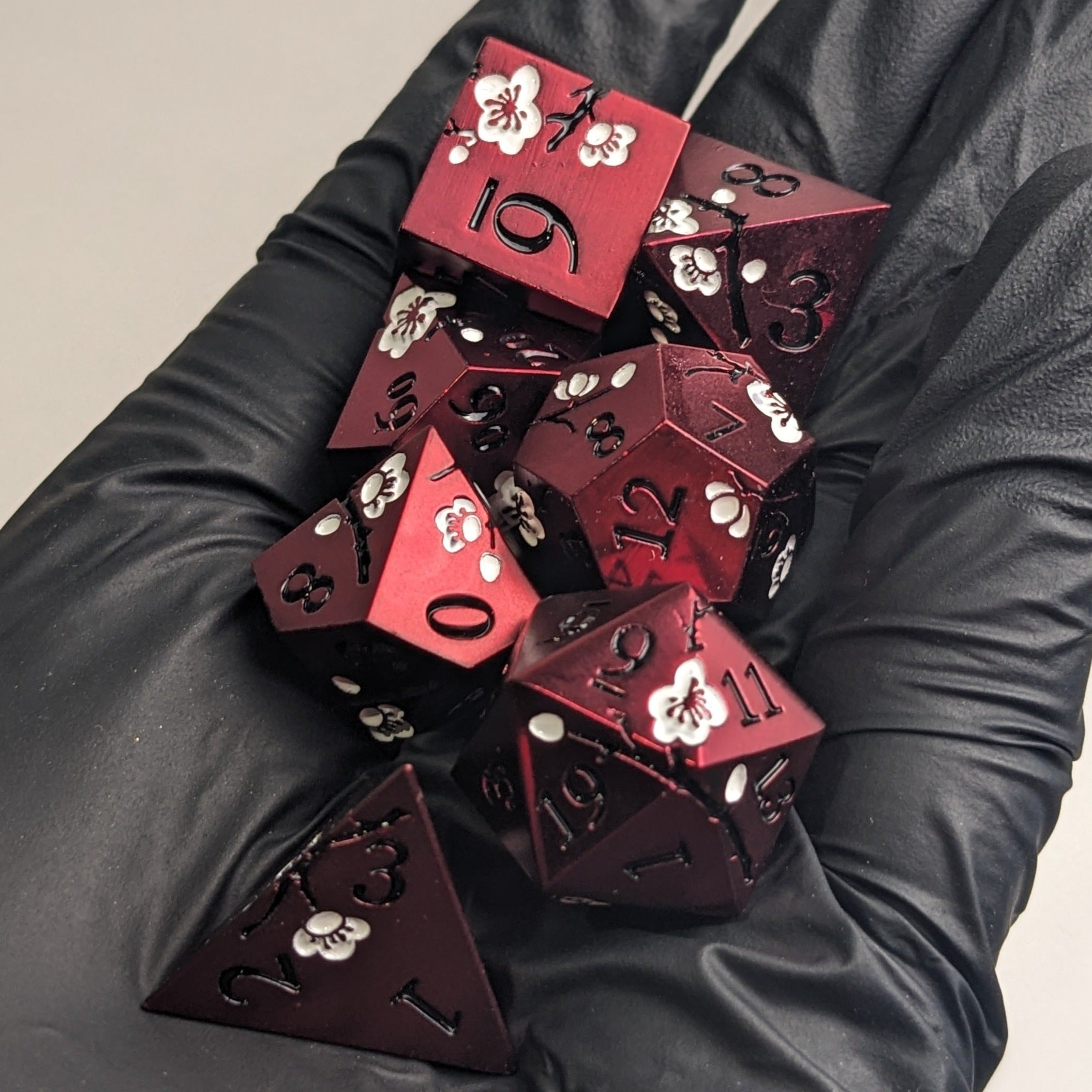 Alabaster Rosium - 7 Piece Luxury Metal D&D Dice Set