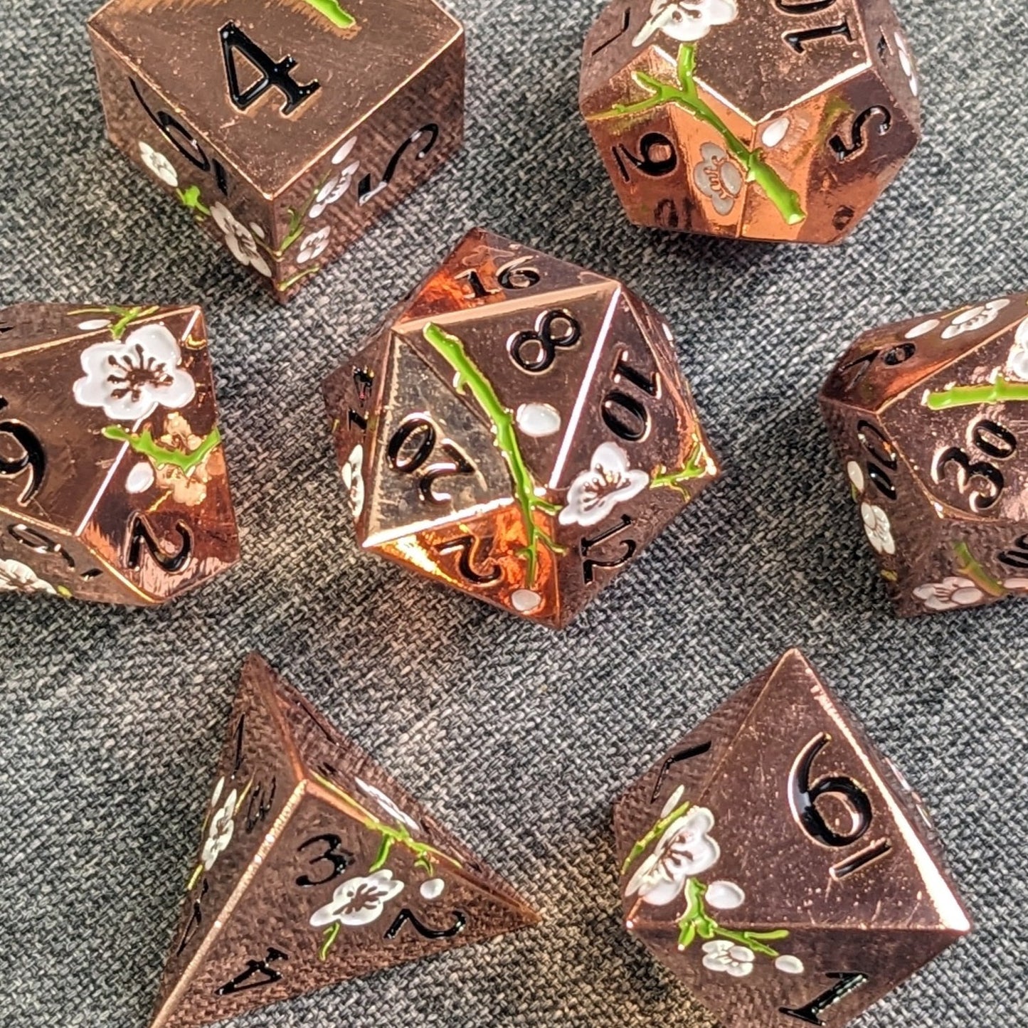 Enchantara - 7 Piece Luxury Metal D&D Dice Set