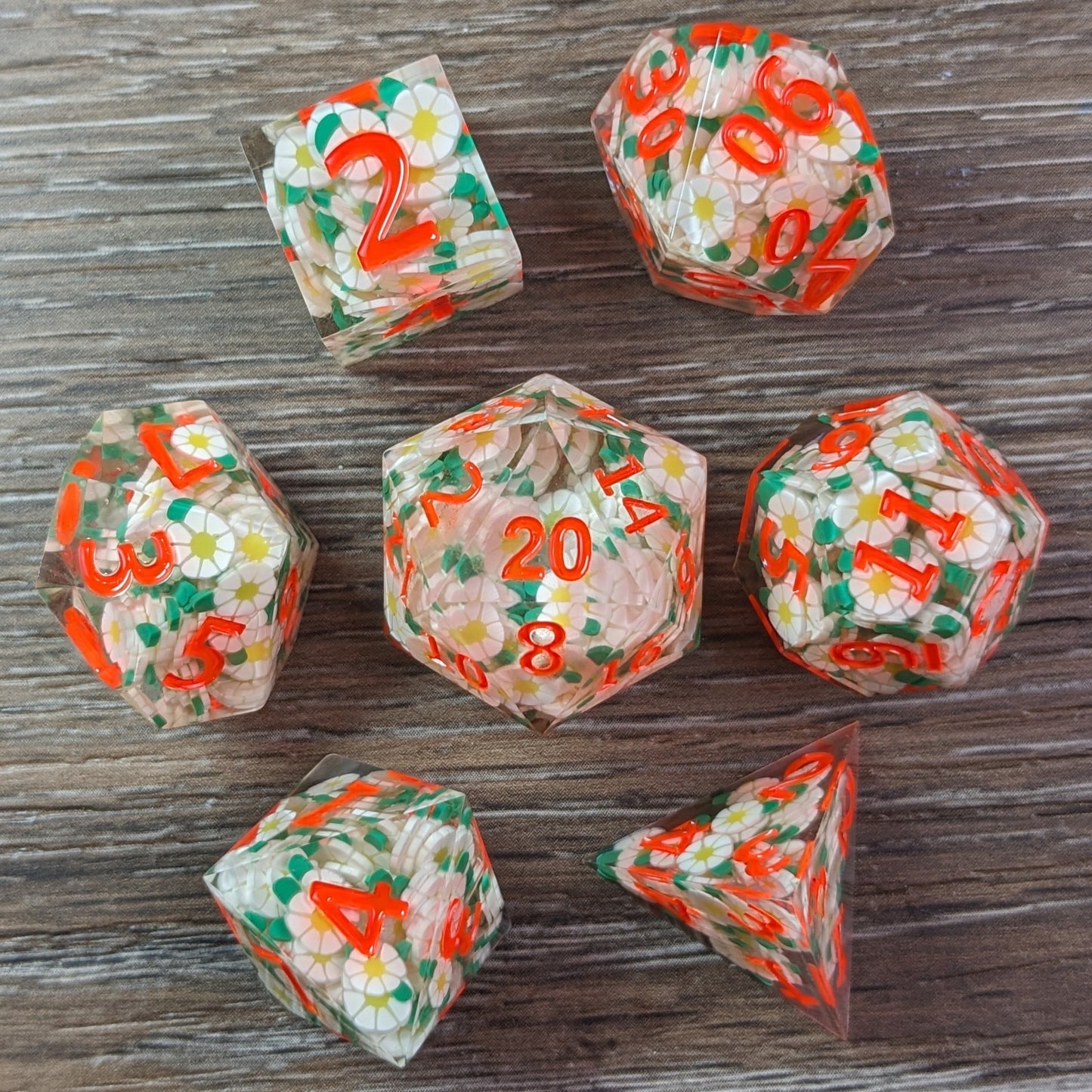 Sunshine Bloom - 7 Piece Luxury D&D Dice Set