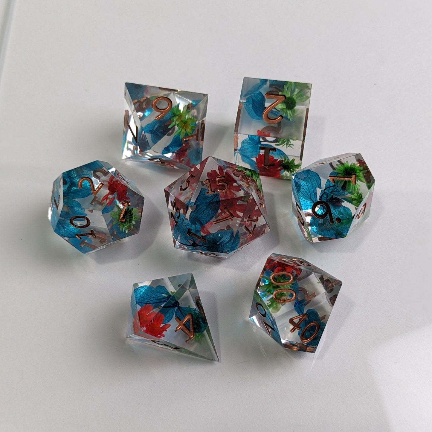 Crystal Flora - 7 Piece Luxury D&D Dice Set