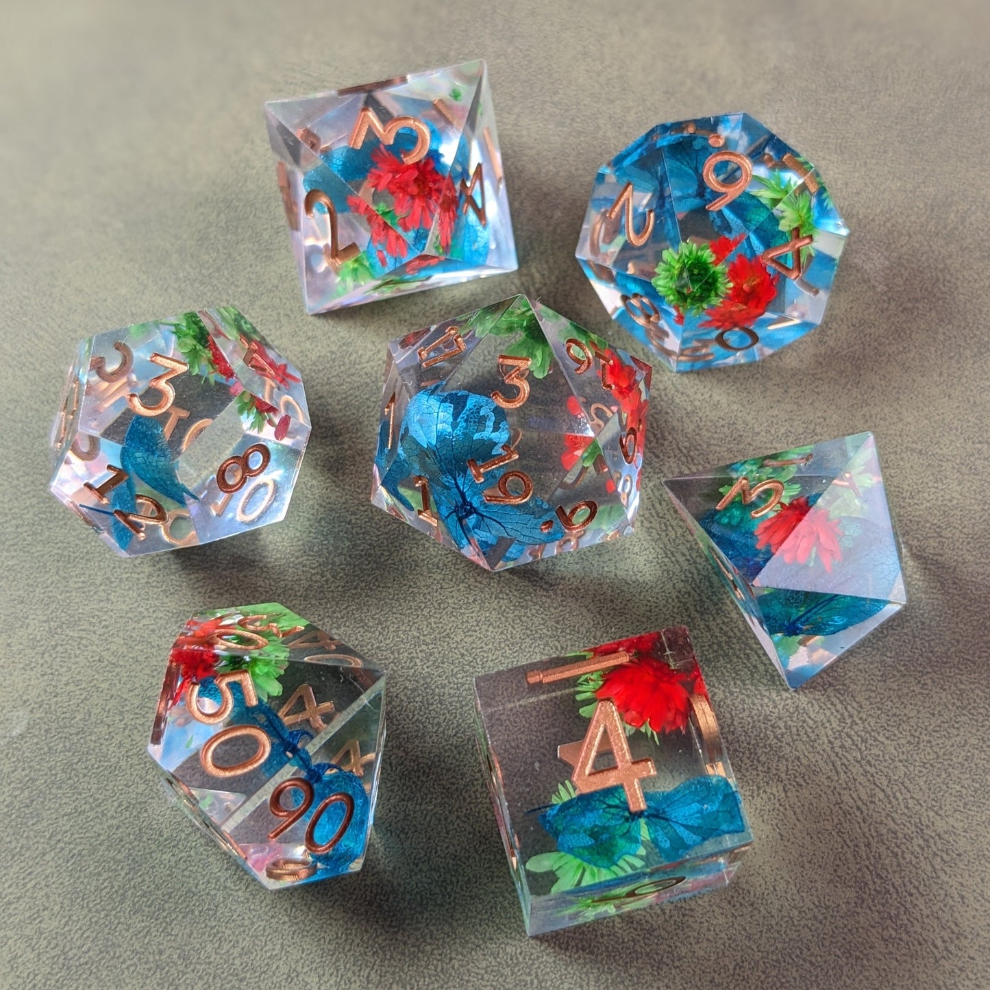 Crystal Flora - 7 Piece Luxury D&D Dice Set