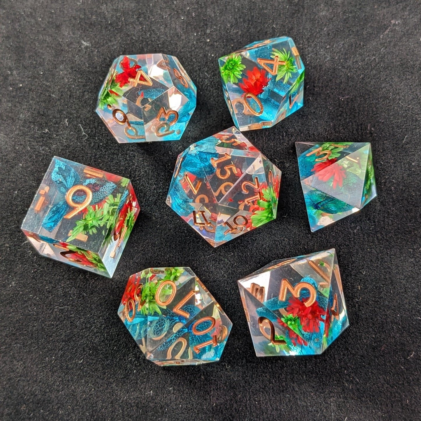 Crystal Flora - 7 Piece Luxury D&D Dice Set