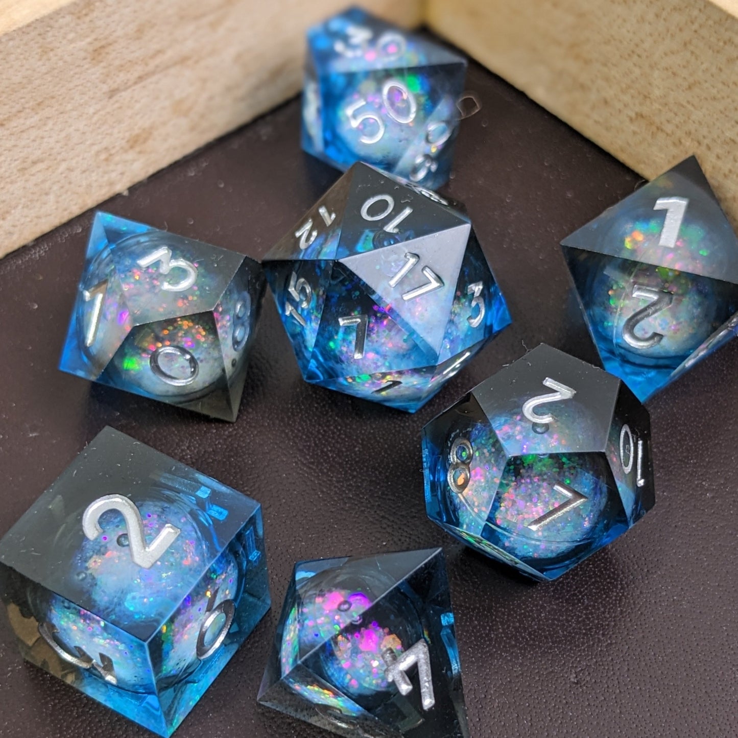 Midnight Stardust - 7 Piece Luxury D&D Dice Set