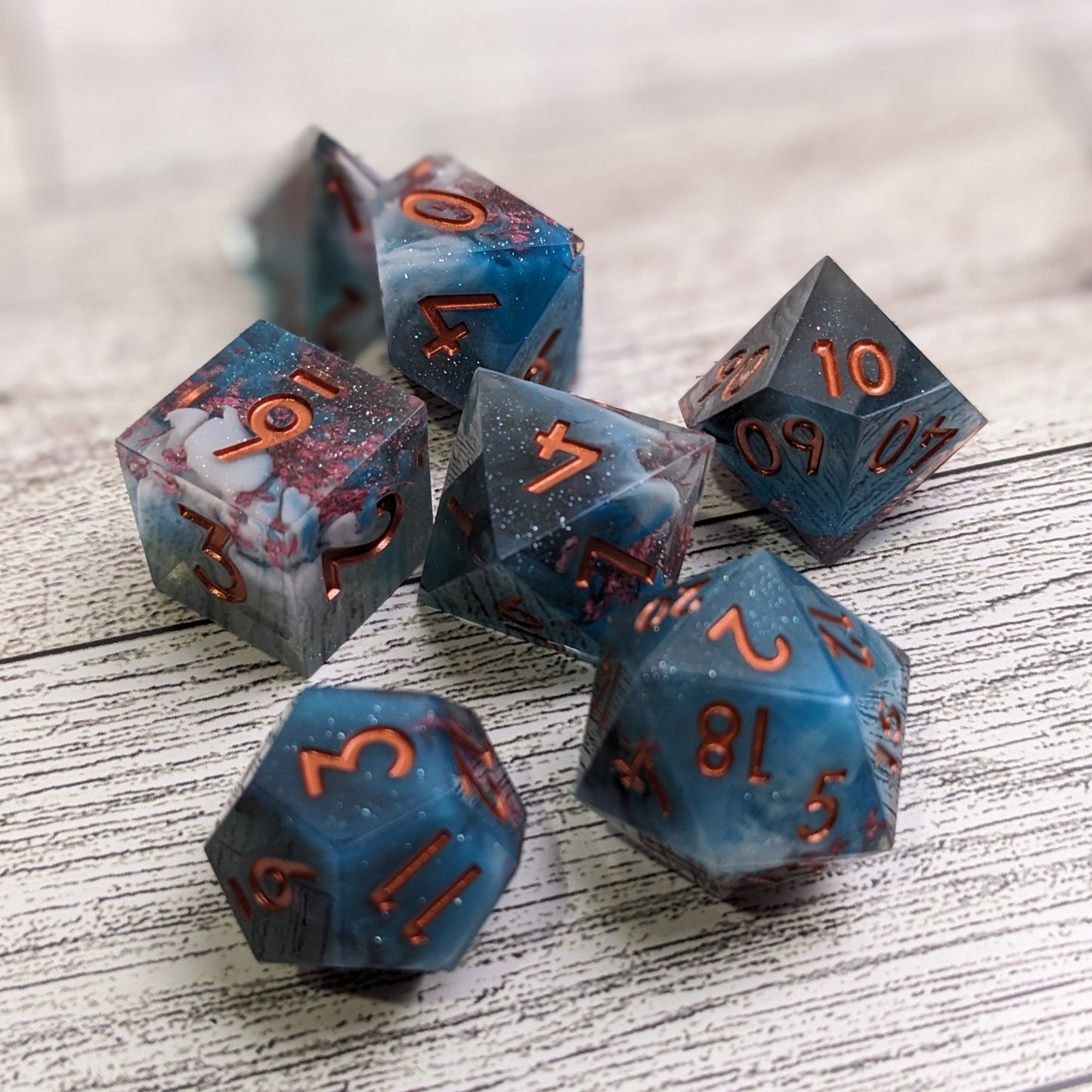 Tranquil Blossom - 7 Piece Luxury D&D Dice Set