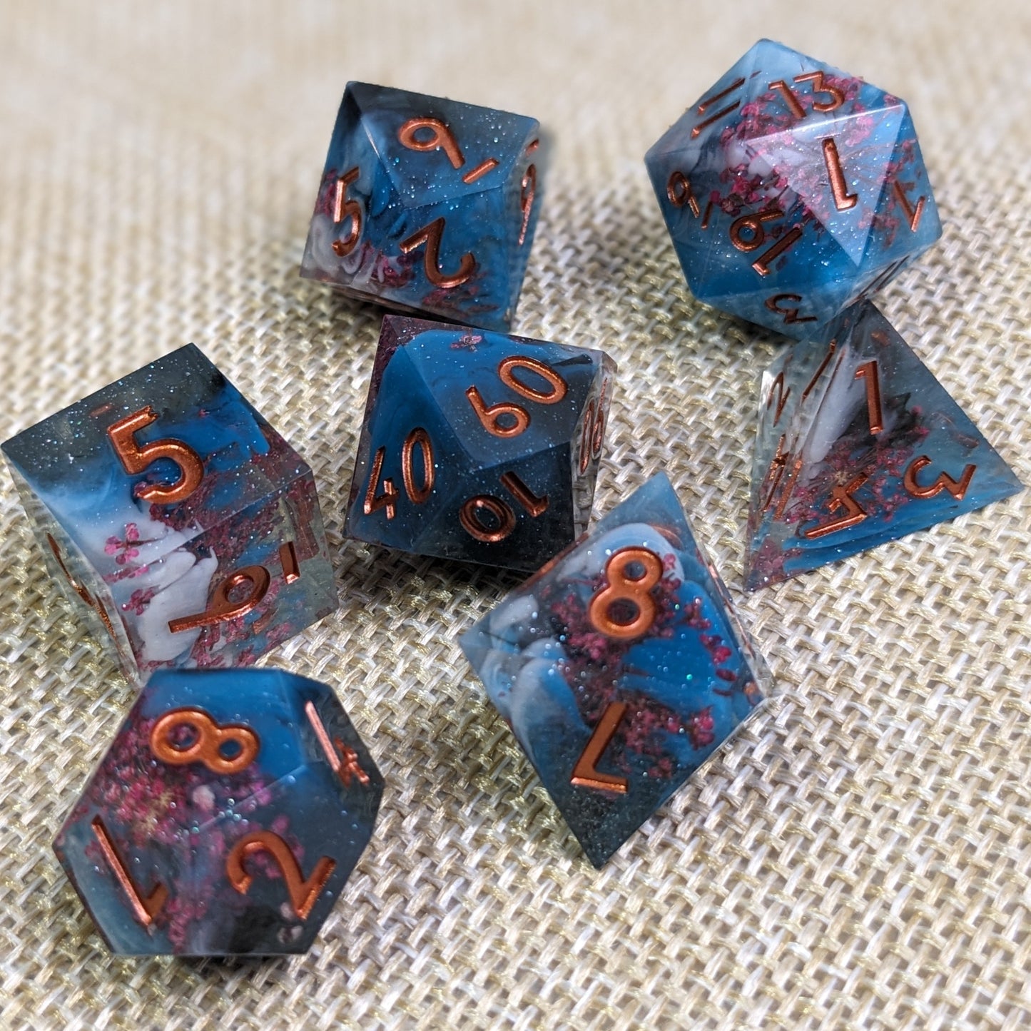 Tranquil Blossom - 7 Piece Luxury D&D Dice Set