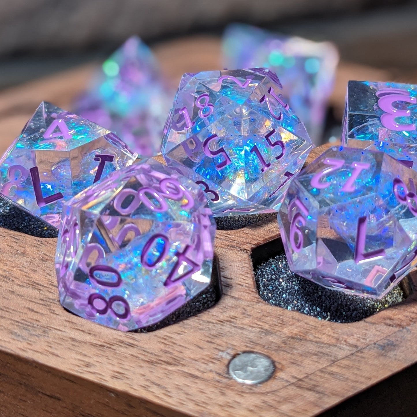 Bardic Embrace - Set of 7 Luxury D&D Dice