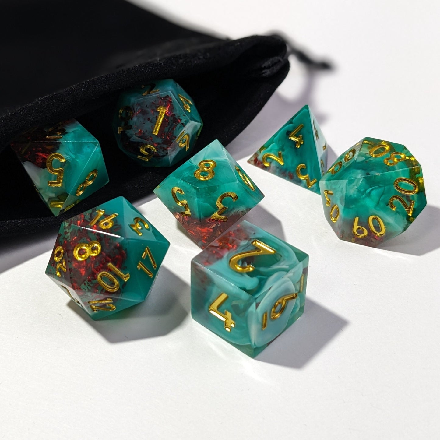 Vermilion Crest - Set of 7 Luxury D&D Dice Set