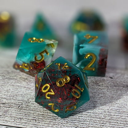 Vermilion Crest - Set of 7 Luxury D&D Dice Set