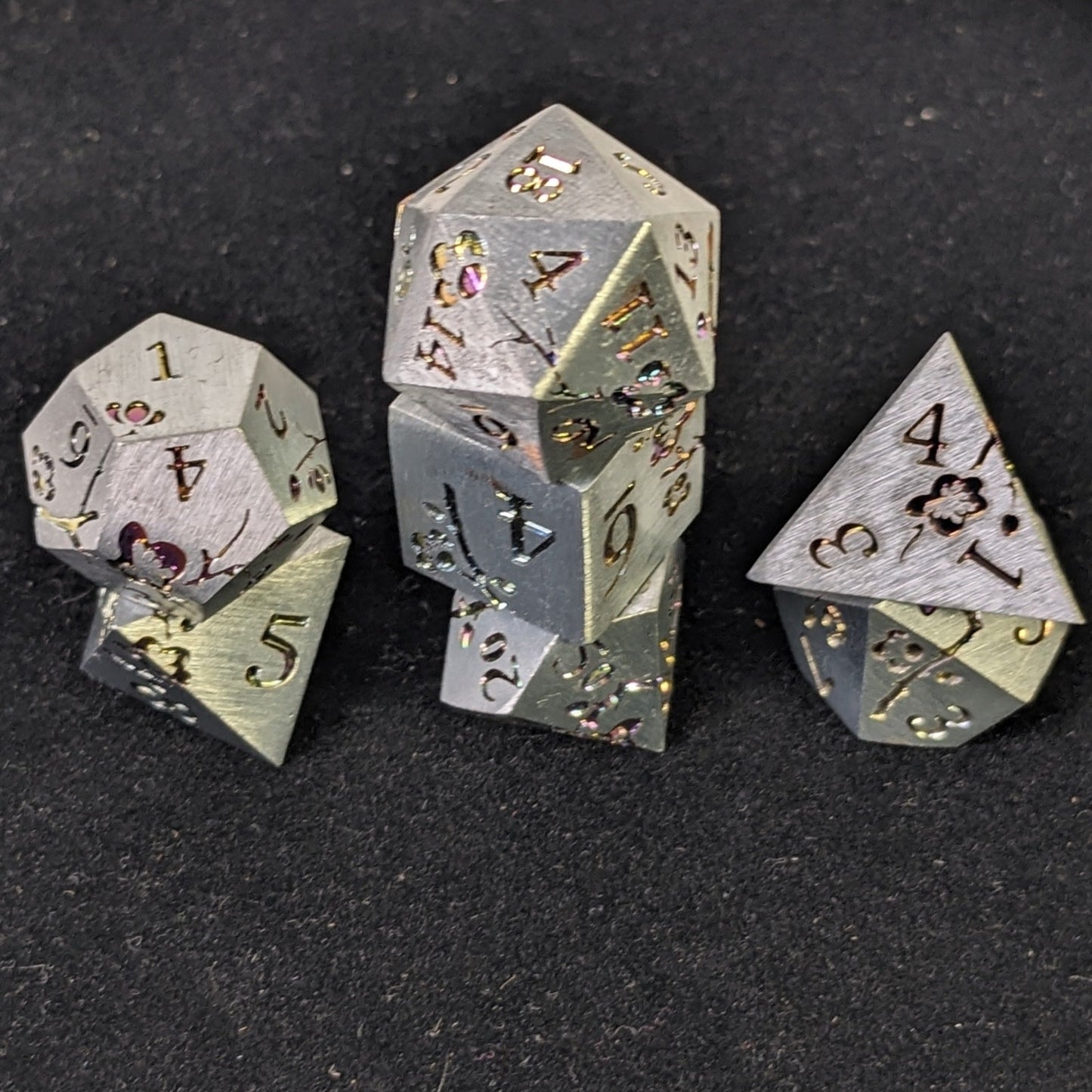 Prismatic Bloom - 7 Piece Luxury Metal D&D Dice Set