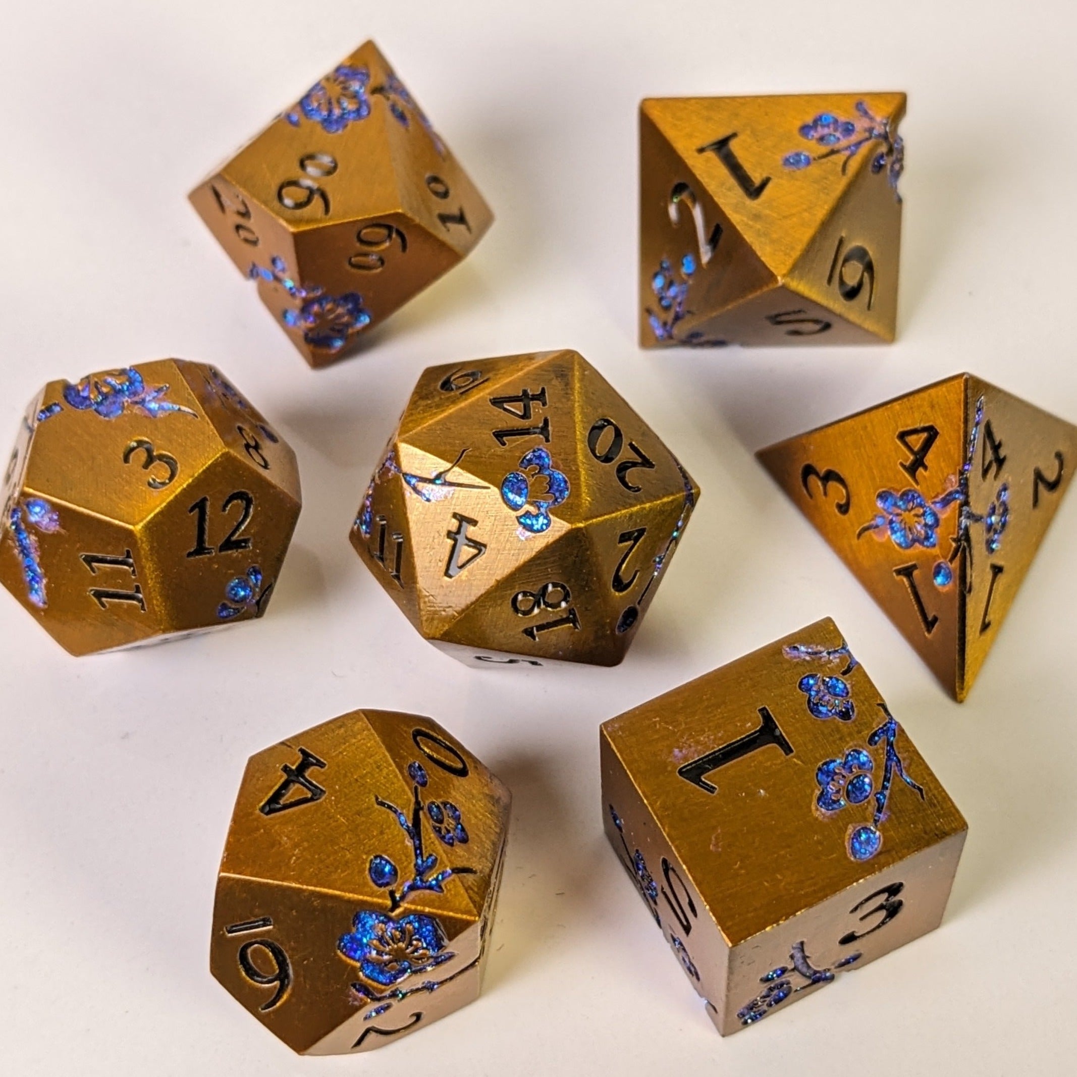 Antiquarian - 7 Piece Luxury Metal D&D Dice Set