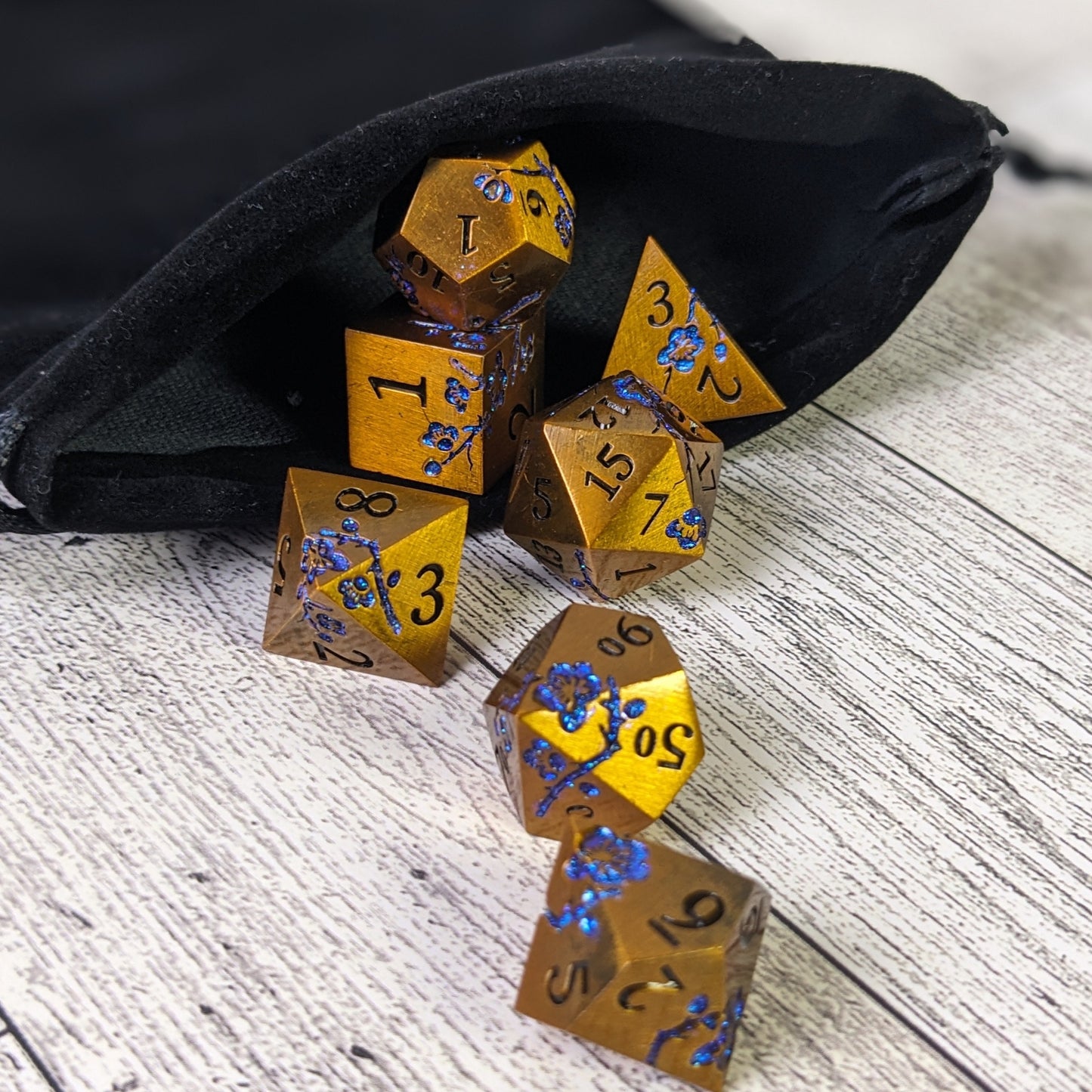 Antiquarian - 7 Piece Luxury Metal D&D Dice Set