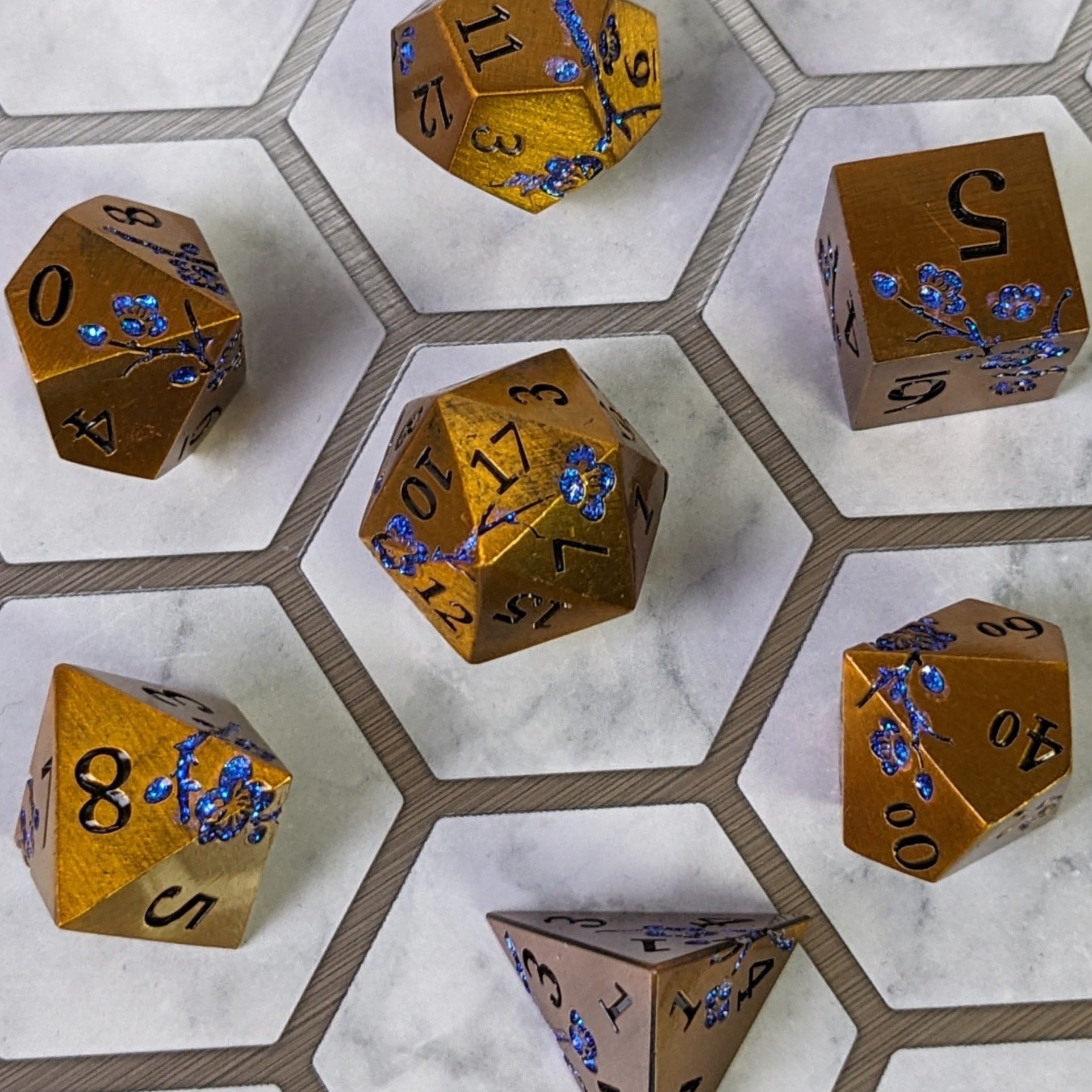 Antiquarian - 7 Piece Luxury Metal D&D Dice Set