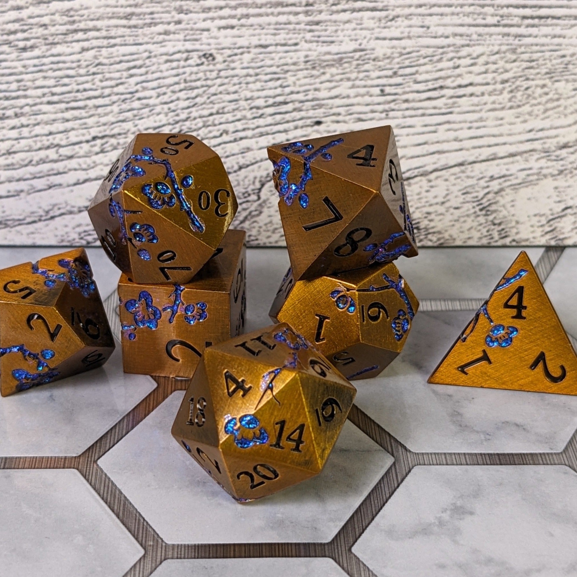 Antiquarian - 7 Piece Luxury Metal D&D Dice Set