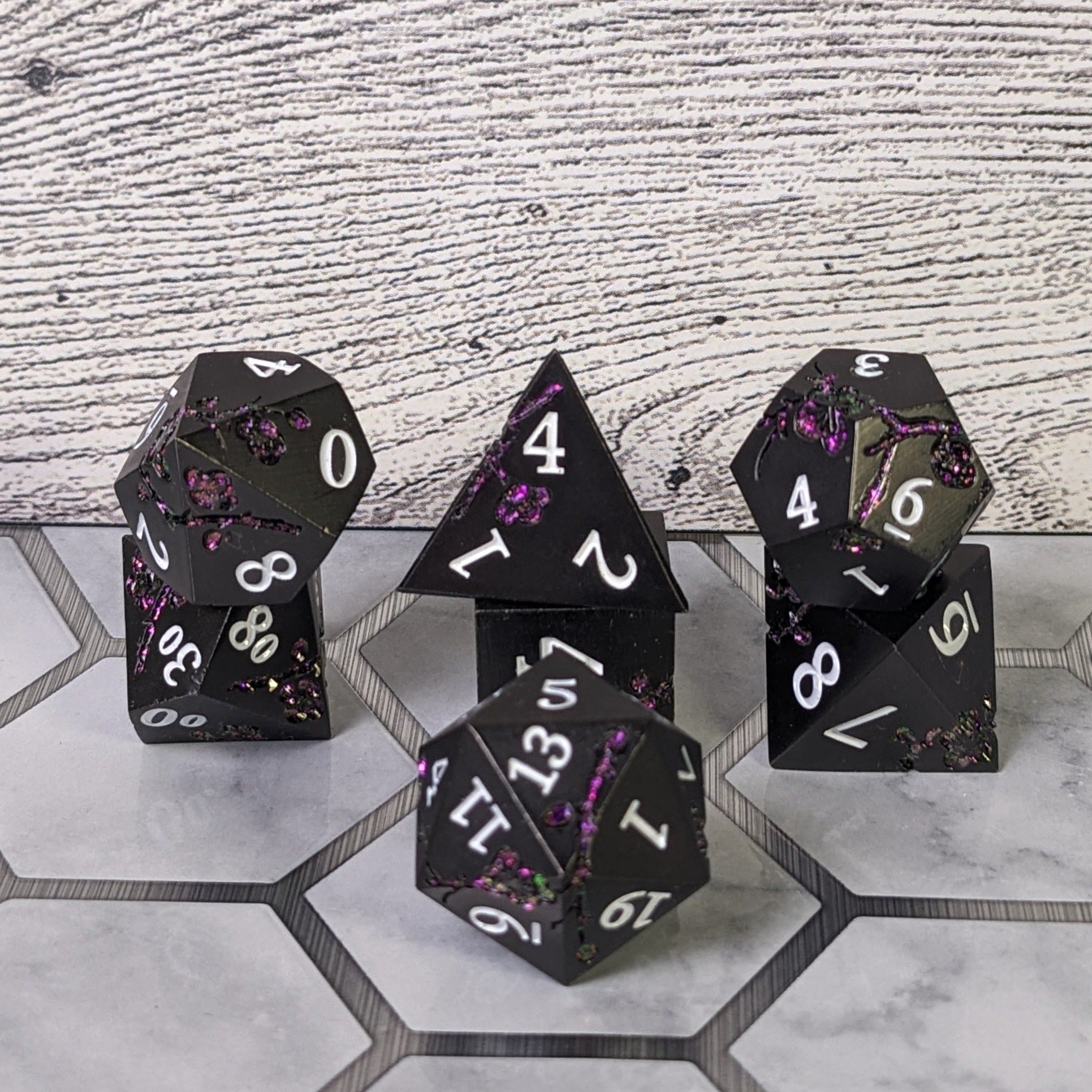 Nightshade - 7 Piece Luxury Metal D&D Dice Set