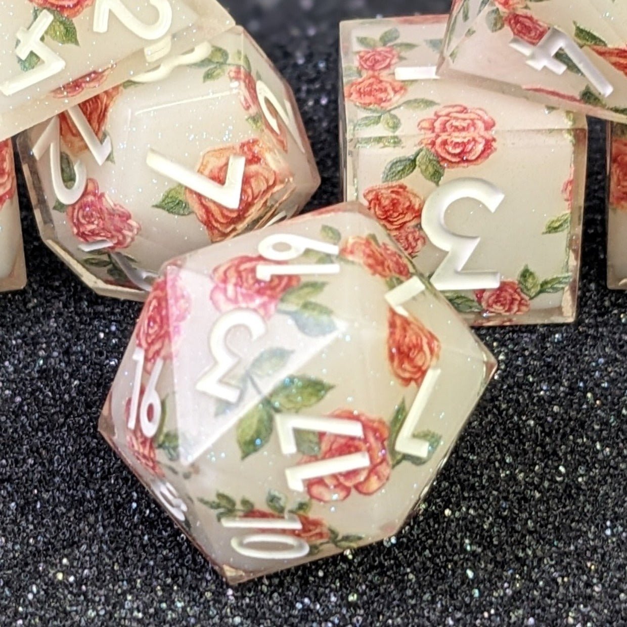 Frostbloom - 7 Piece Luxury D&D Dice Set