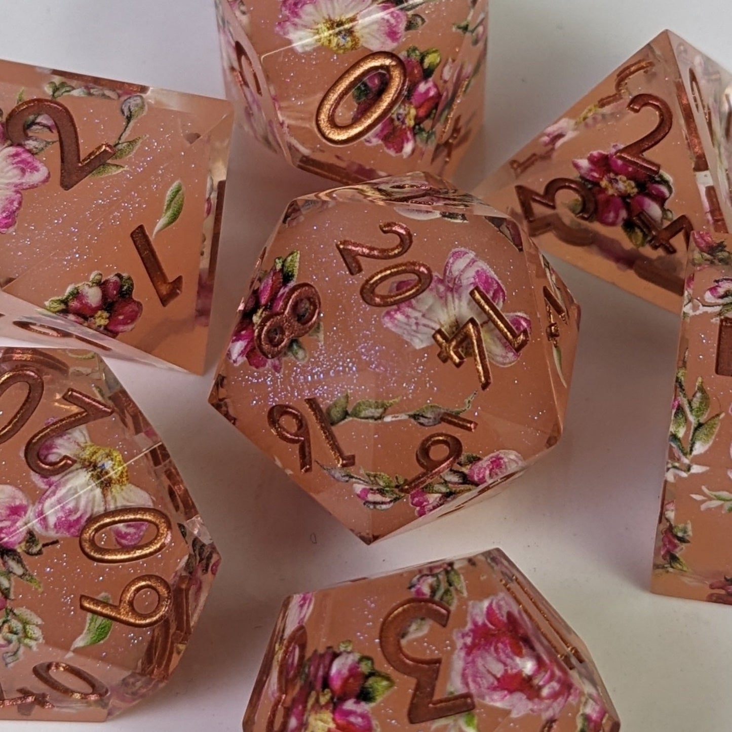 Feyblush - 7 Piece Luxury D&D Dice Set