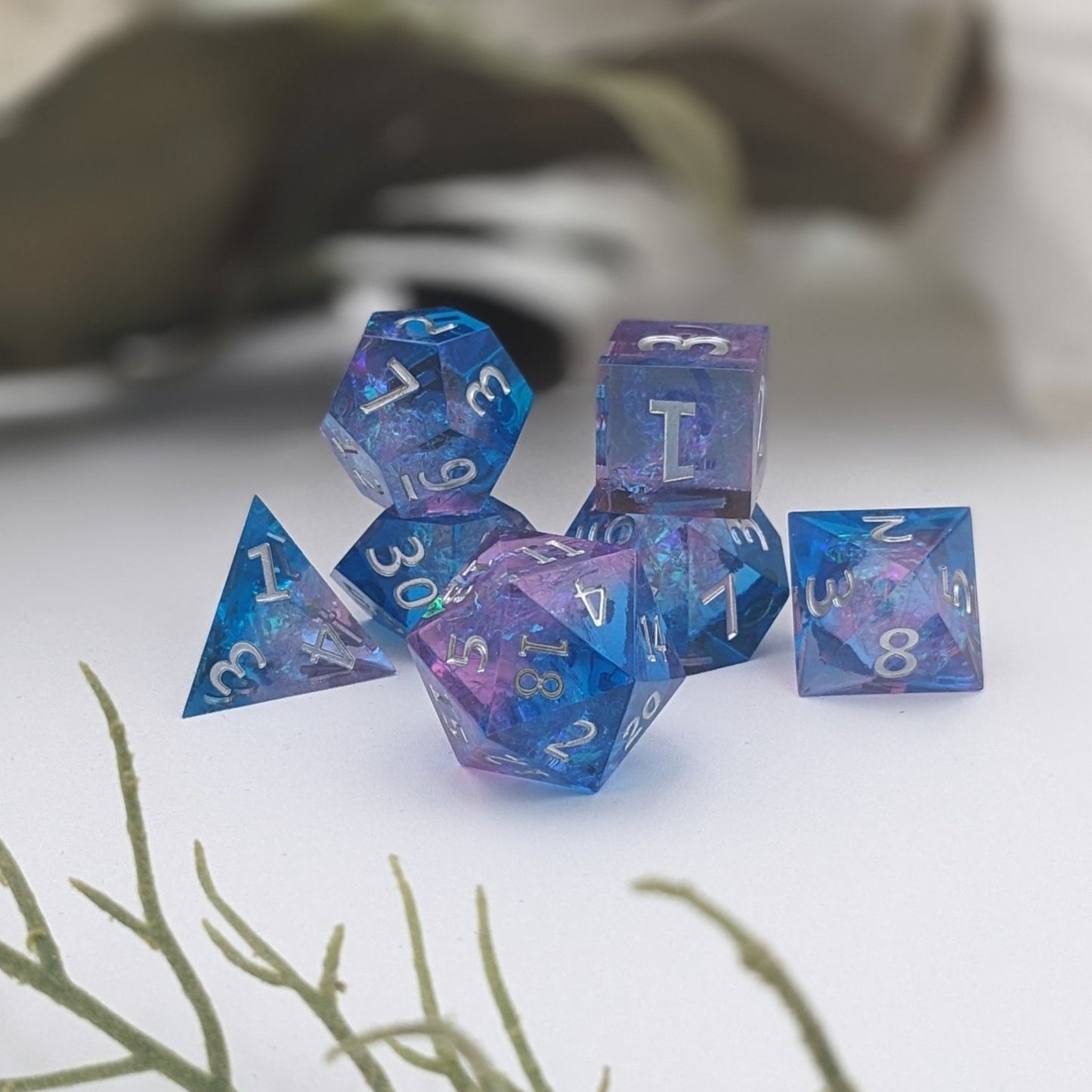 Sorcerer's Jewel - Set of 7 Luxury DnD Dice Set