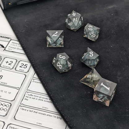 Silver Veil  7-Piece Liquid Core Dice Set